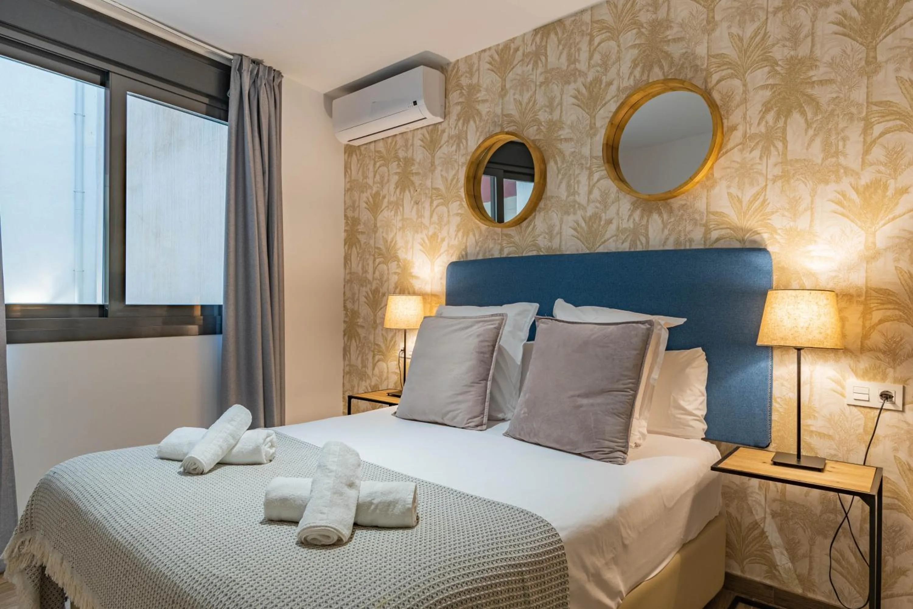 Bedroom, Bed in Feelathome Mártires Apartments