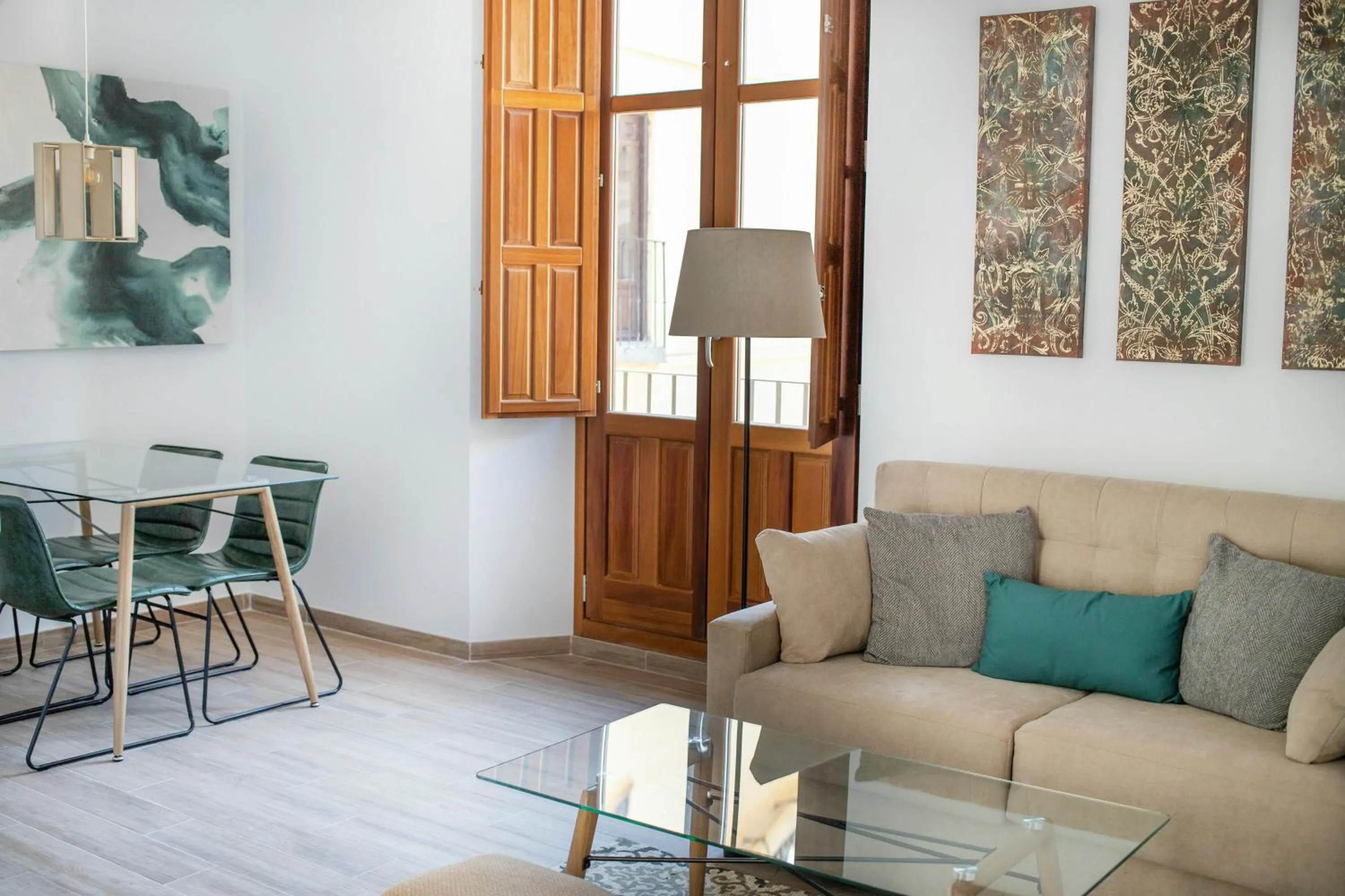 Living room in Feelathome Mártires Apartments