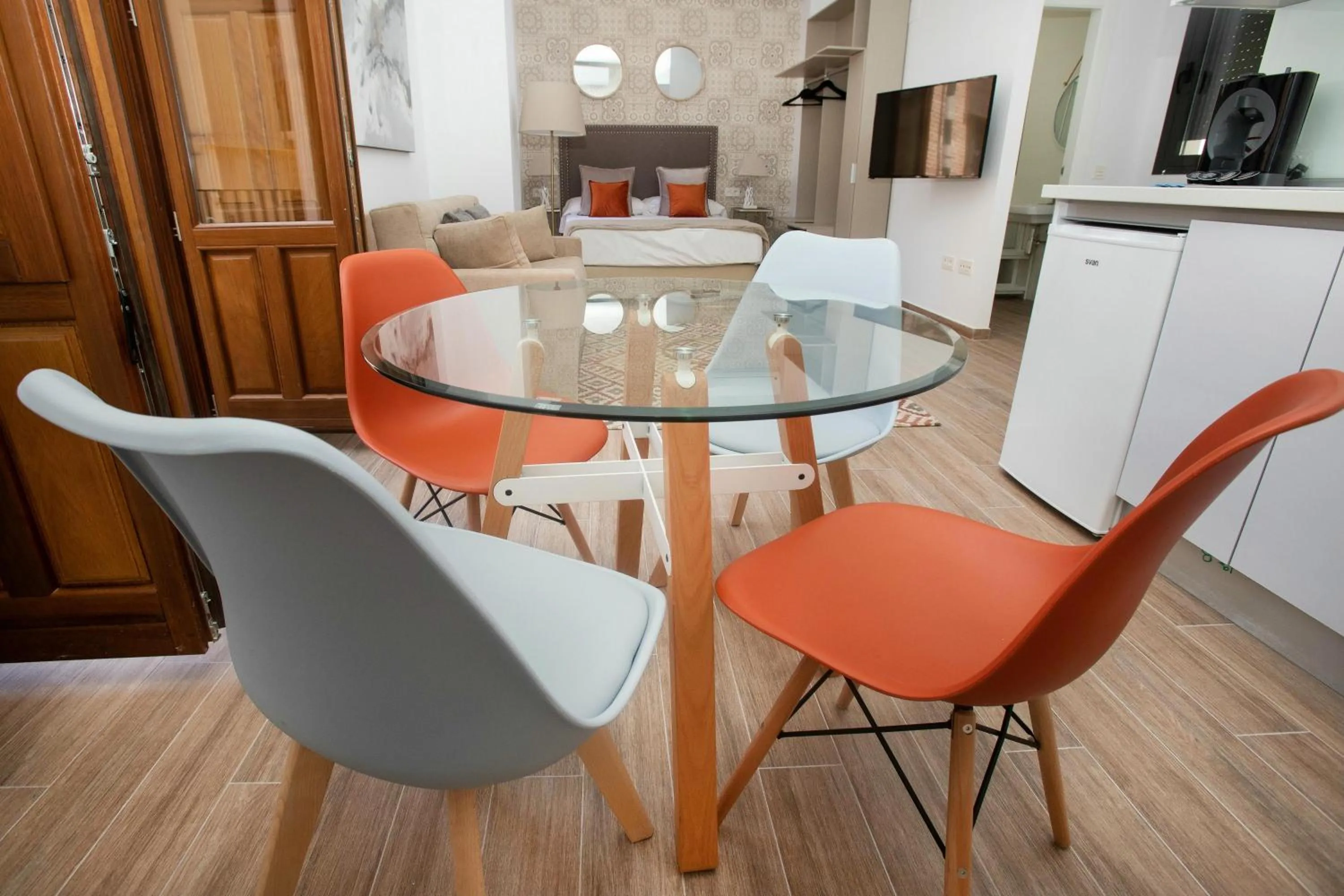 Kitchen or kitchenette in Feelathome Mártires Apartments