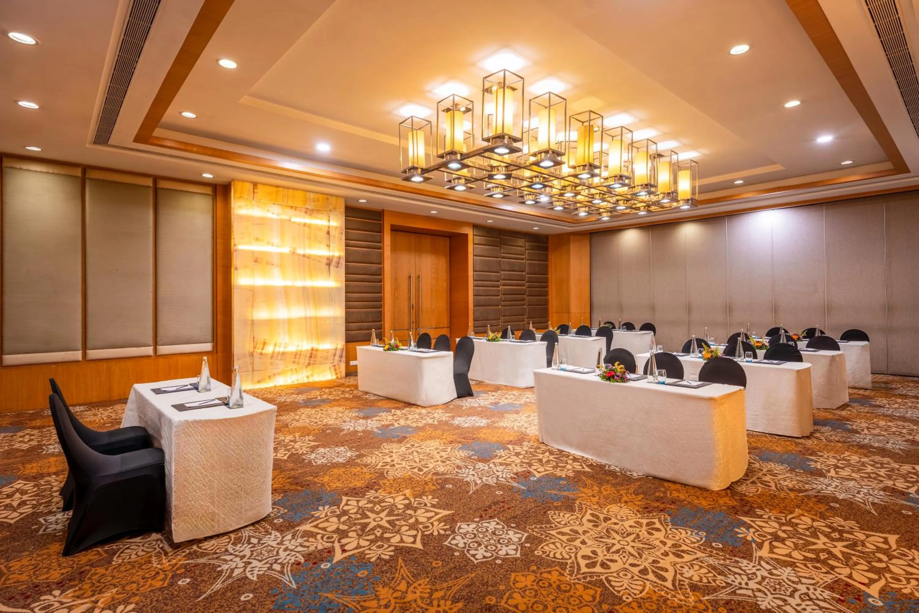 Meeting/conference room in Radisson Blu Hotel Pune Kharadi