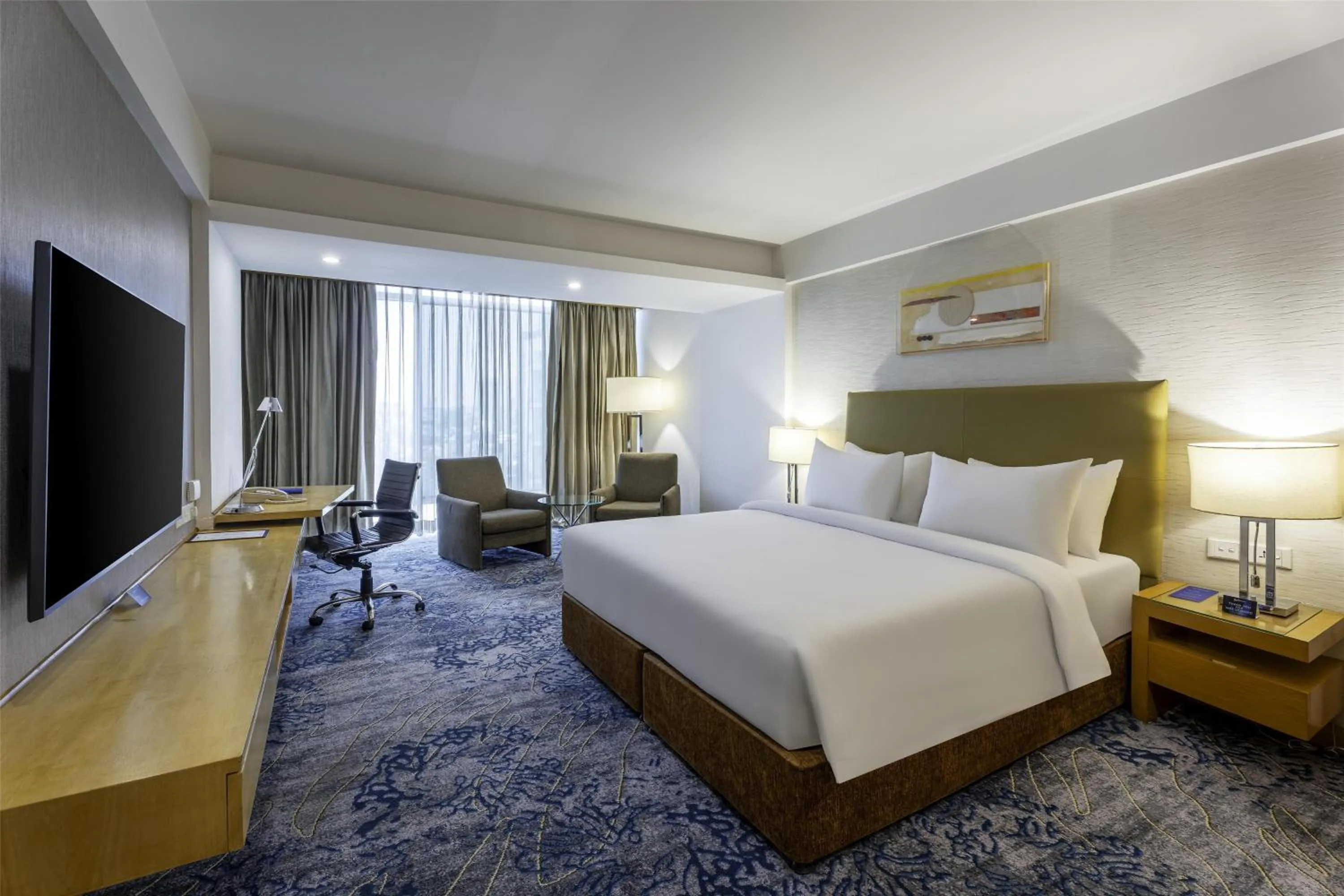 Bedroom, Bed in Radisson Blu Hotel Pune Kharadi