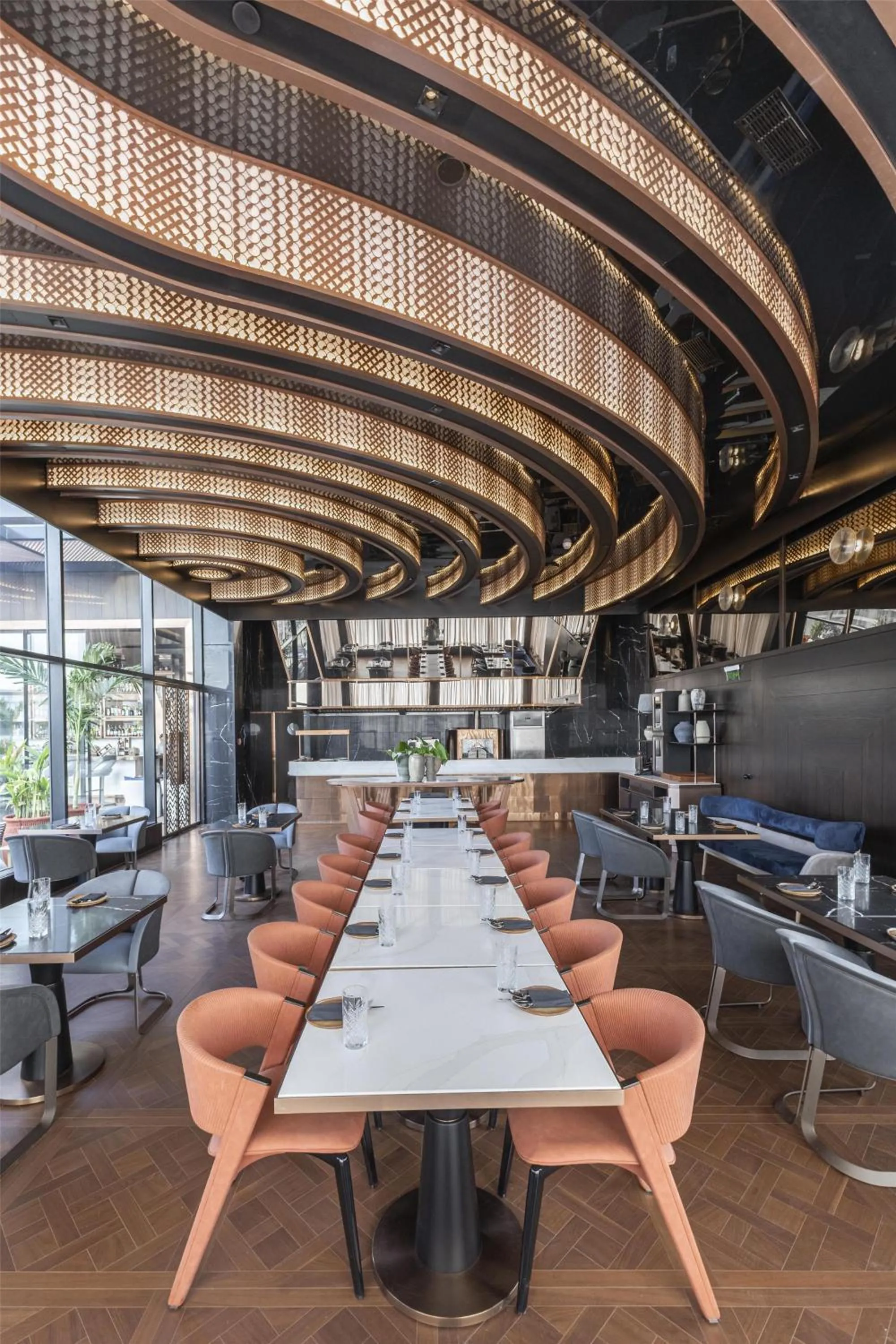 Restaurant/places to eat in Radisson Blu Hotel Pune Kharadi