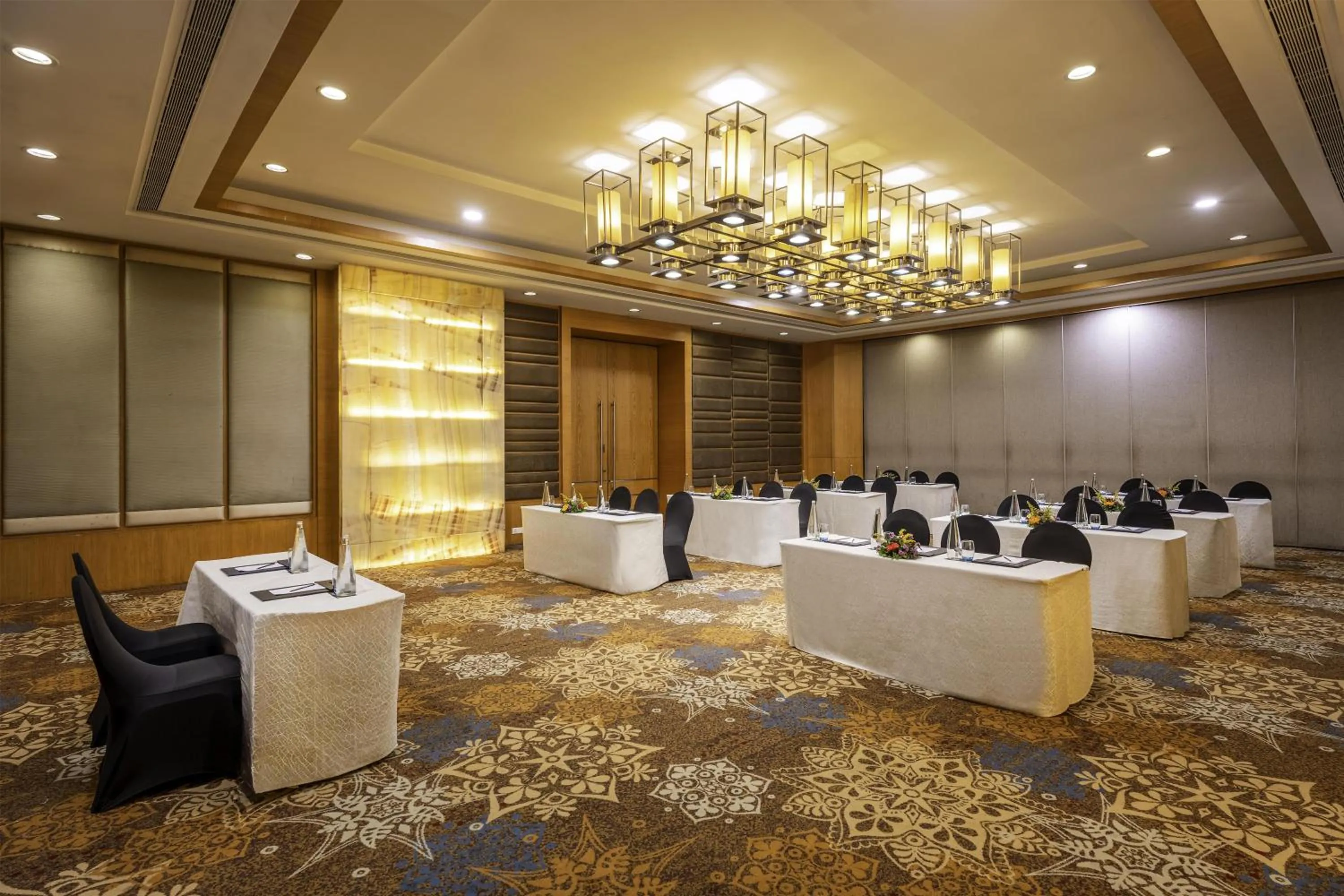 Meeting/conference room in Radisson Blu Hotel Pune Kharadi