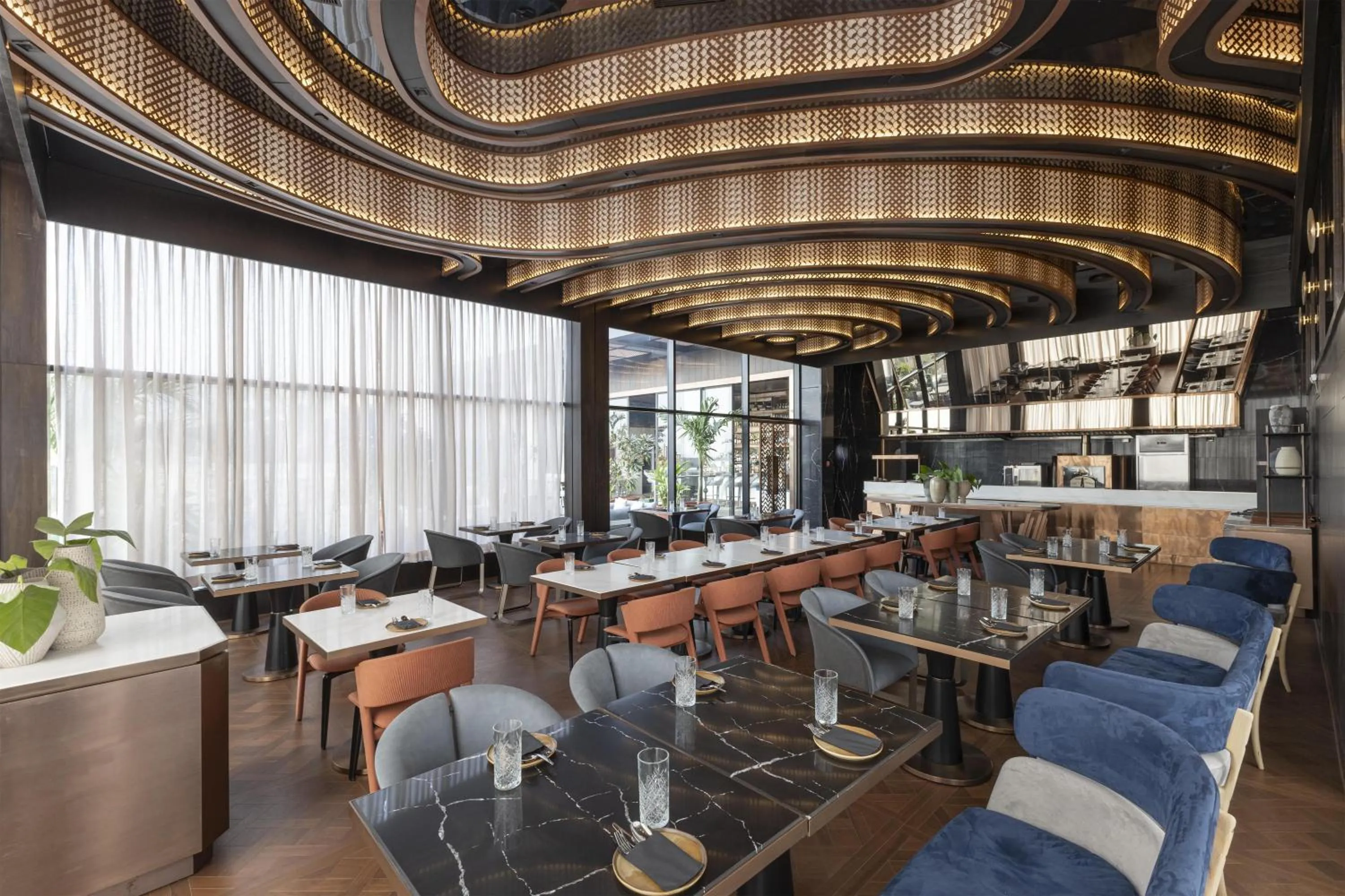 Restaurant/places to eat in Radisson Blu Hotel Pune Kharadi