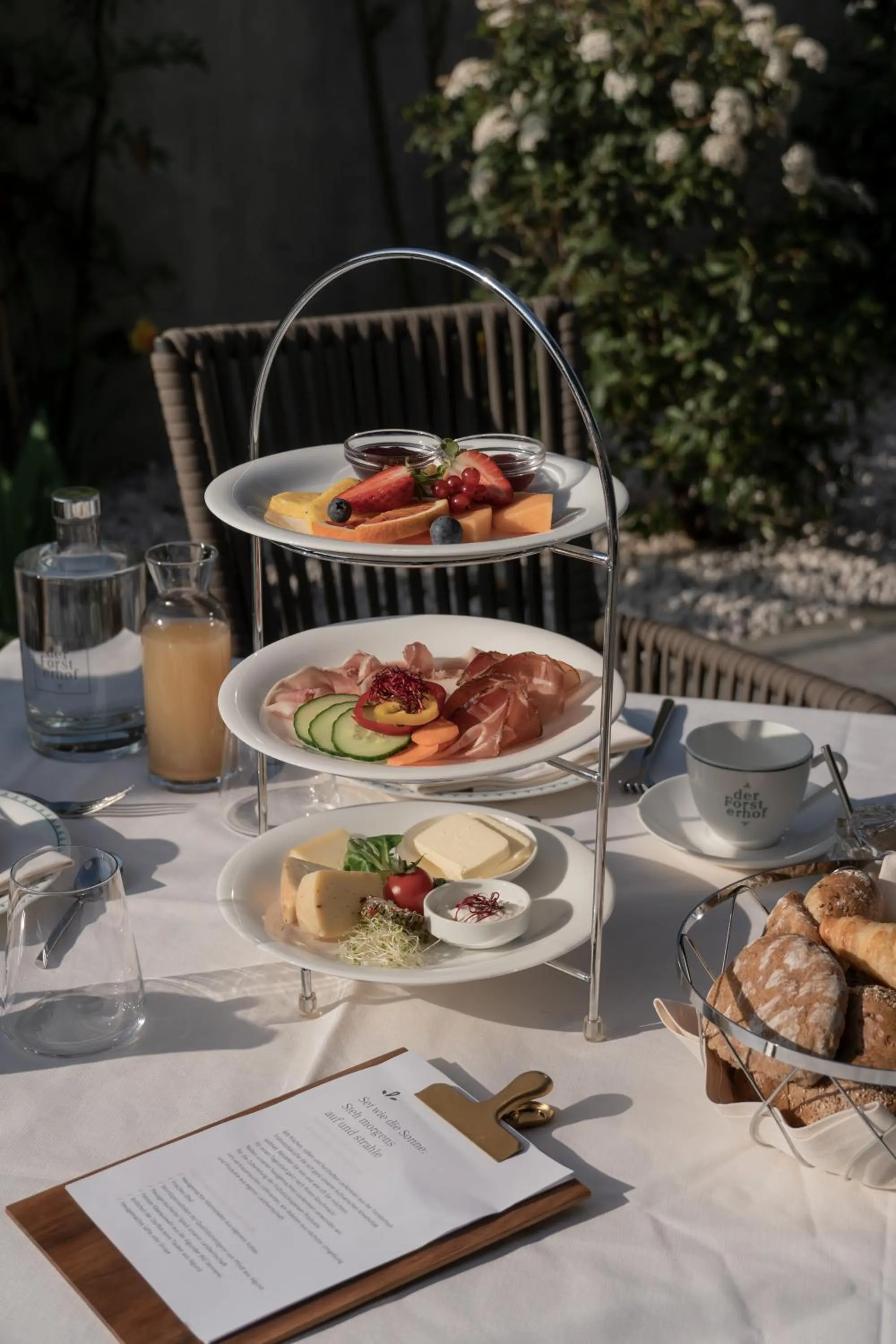 Breakfast in Garni-Hotel Der Forsterhof