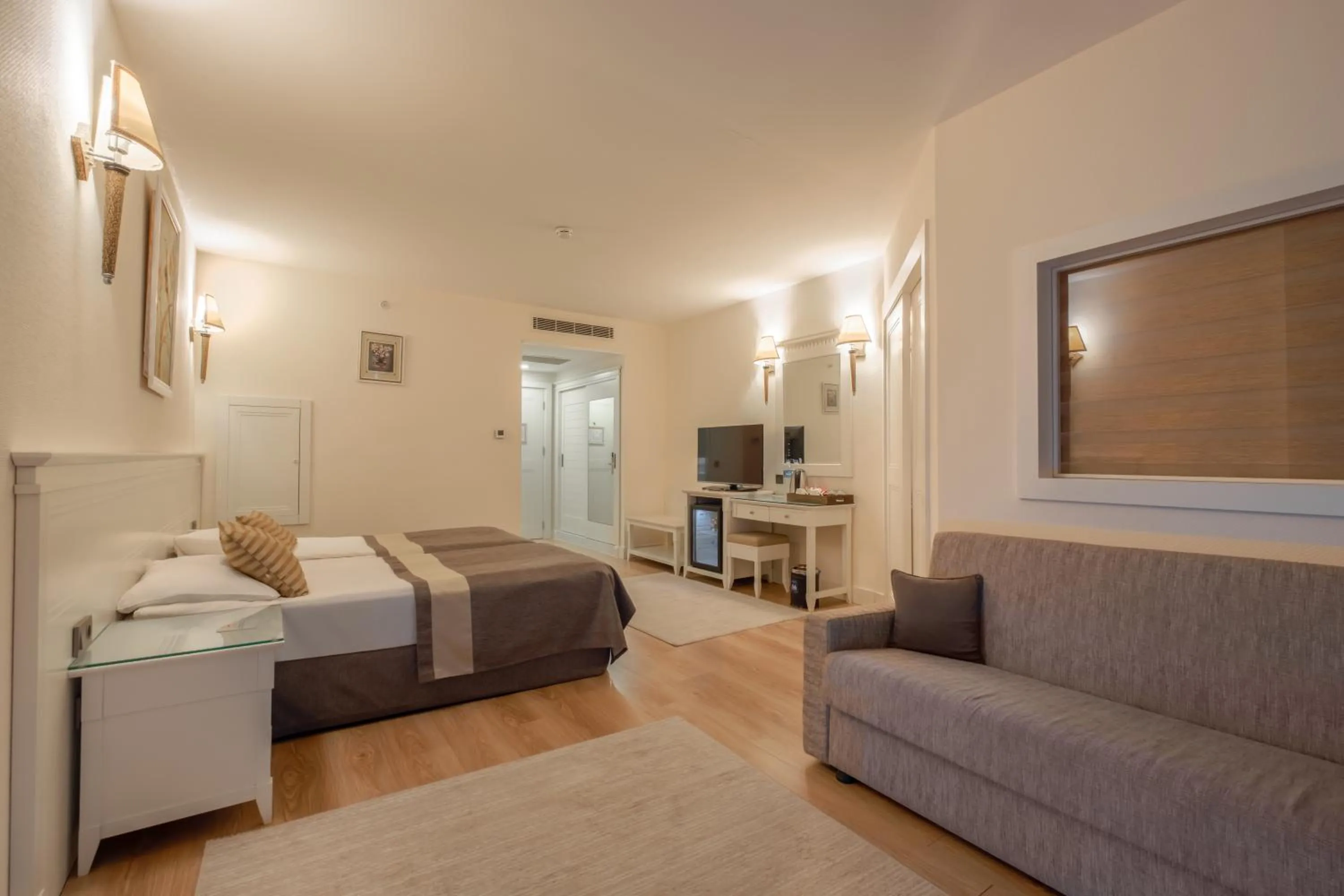 Seating area, Bed in Fame Residence Kemer & Spa