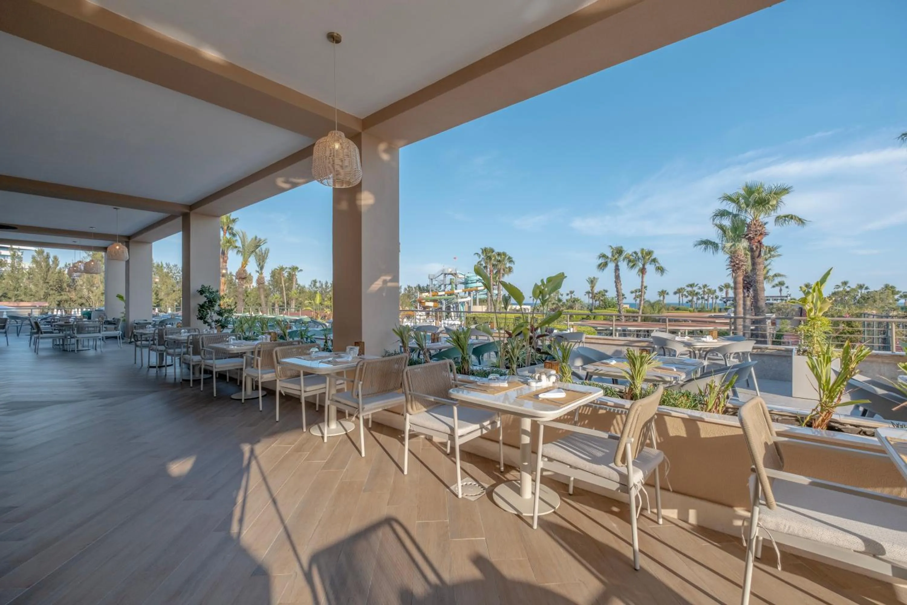 Restaurant/places to eat in Fame Residence Lara & Spa