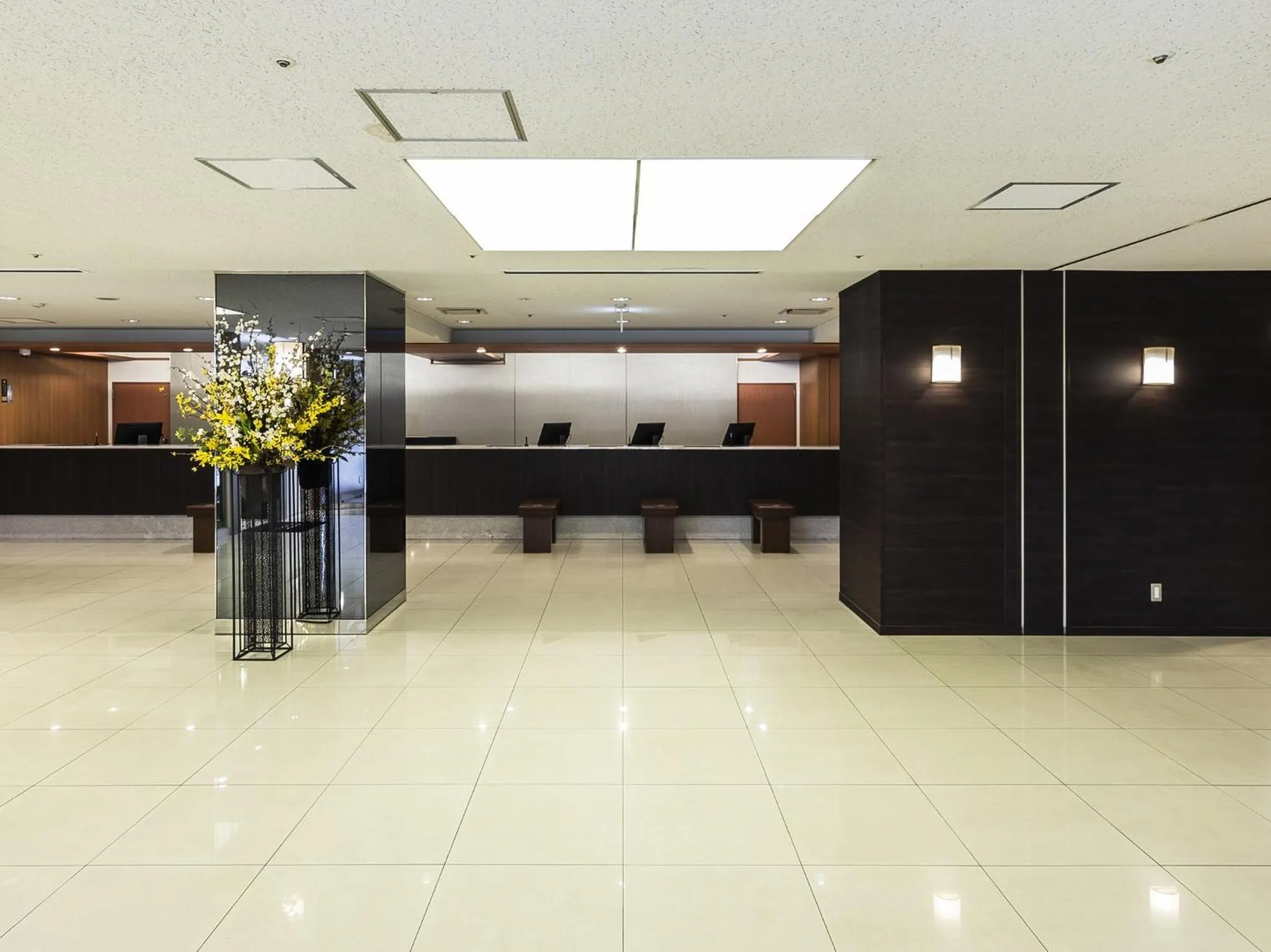 Lobby or reception in Hotel Elcient Kyoto Hachijoguchi