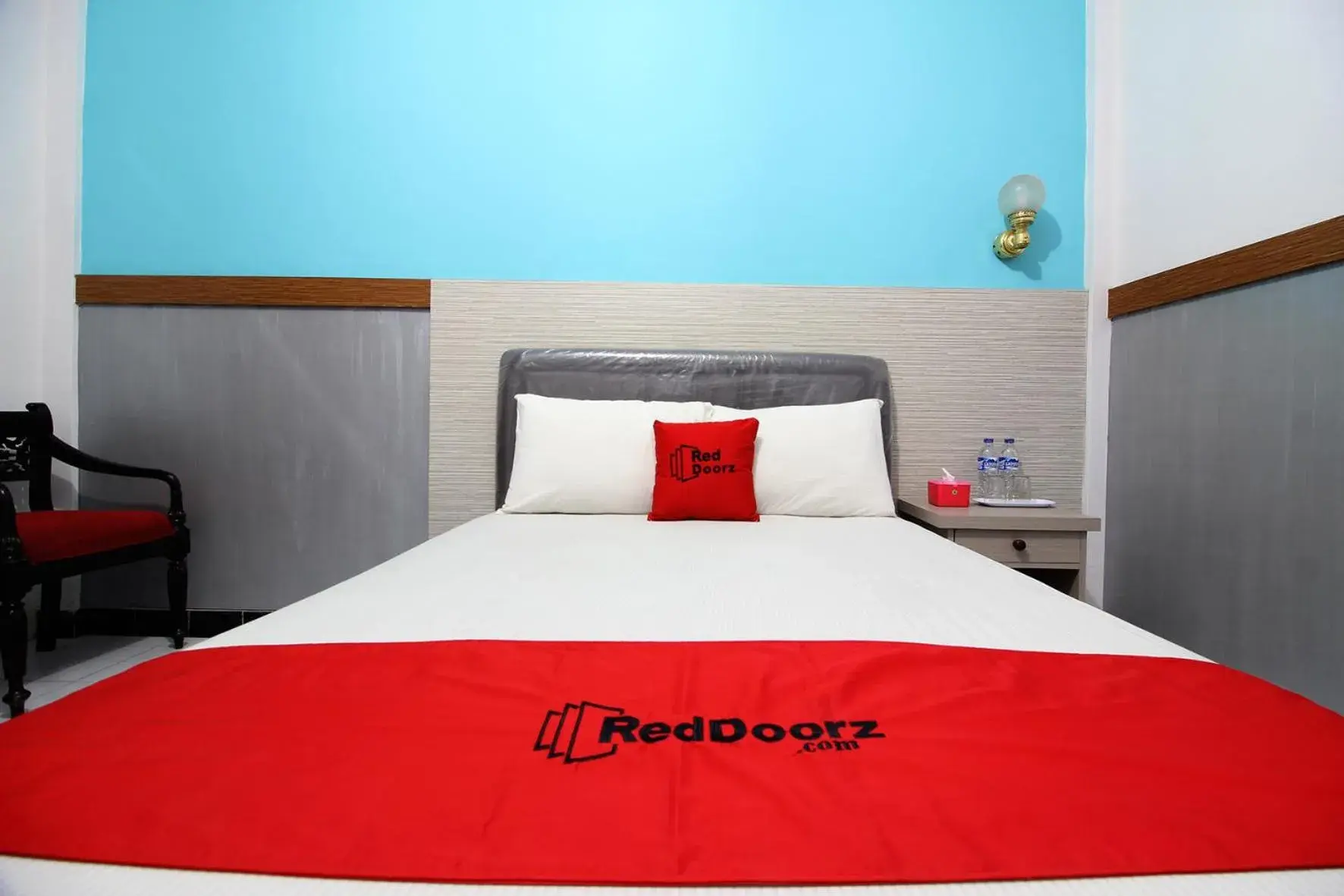 Double Room in RedDoorz Plus Syariah near Lempuyangan Station 3 Double Room in RedDoorz Plus Syariah near Lempuyangan Station 3