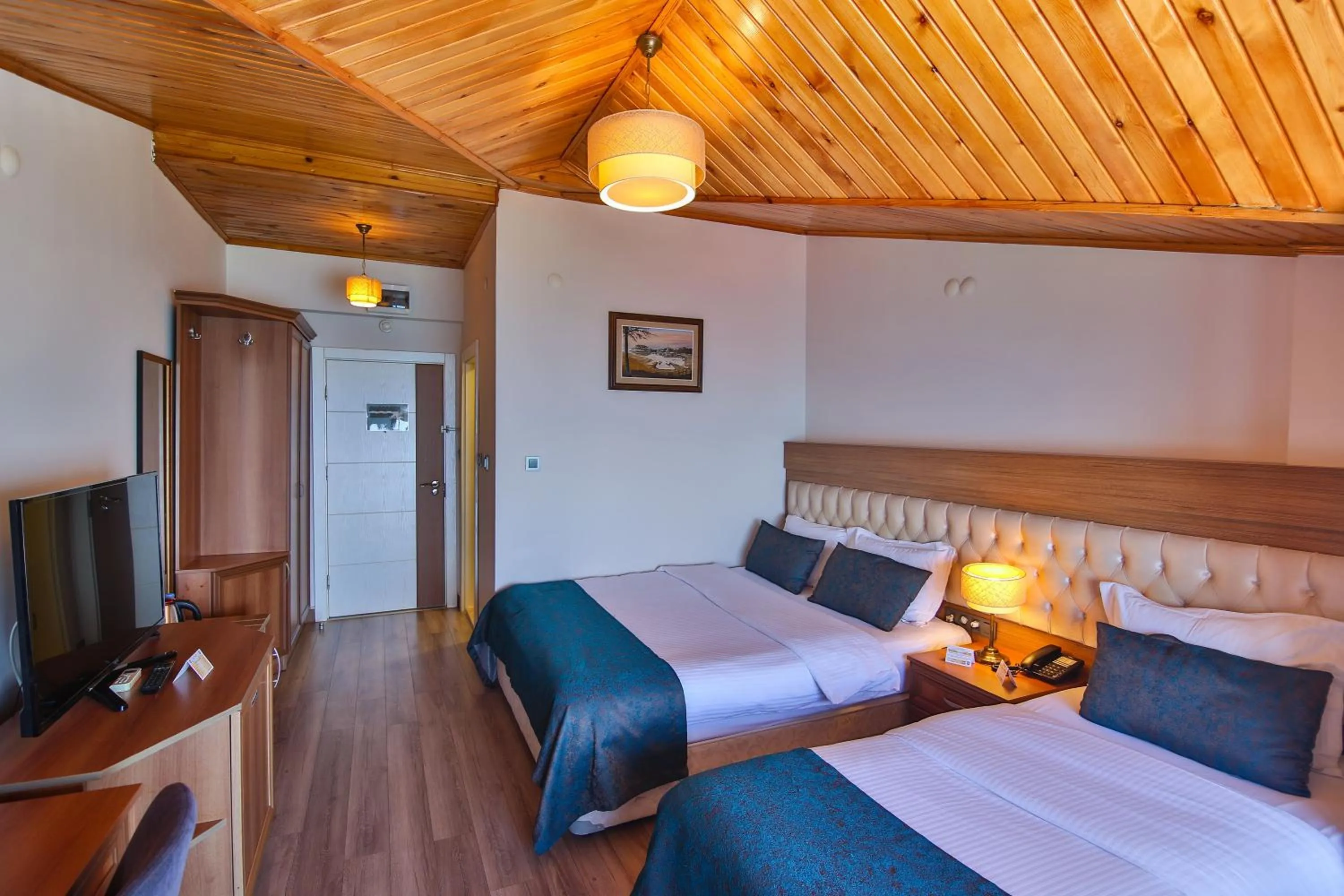 Photo of the whole room in Amasra Diamond Hotel