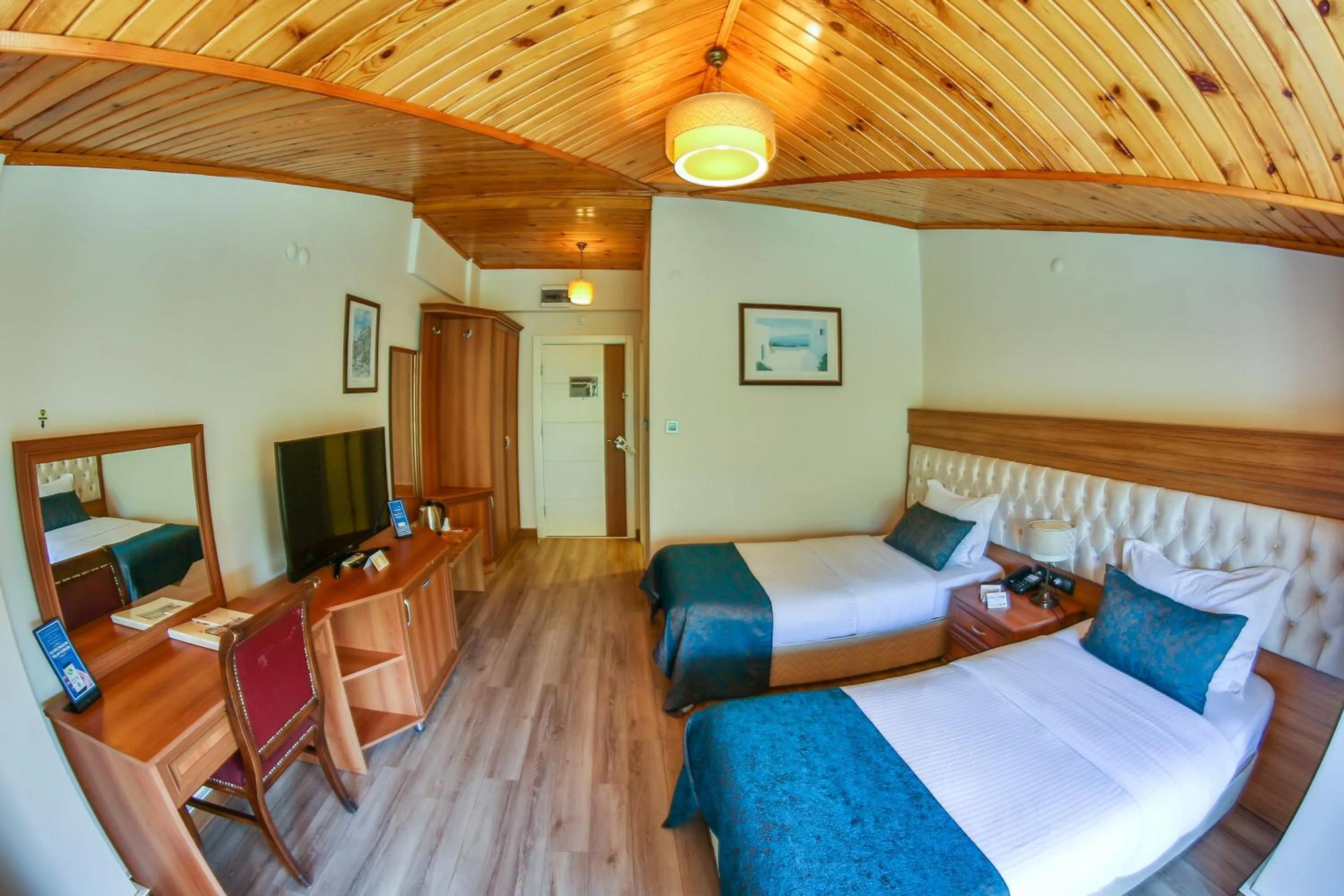 Photo of the whole room in Amasra Diamond Hotel