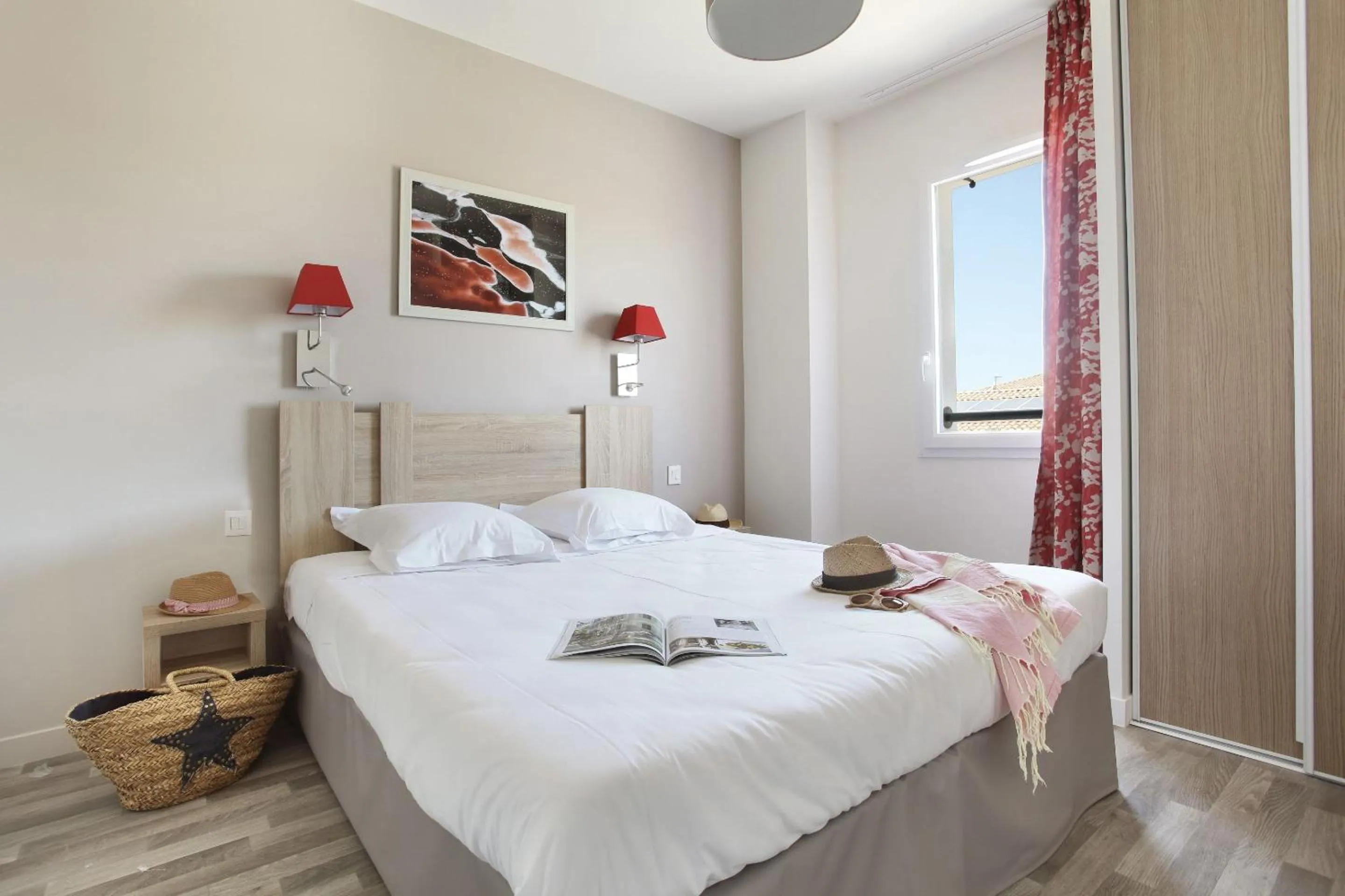 Bedroom, Bed in Résidence Odalys Fleur de Sel