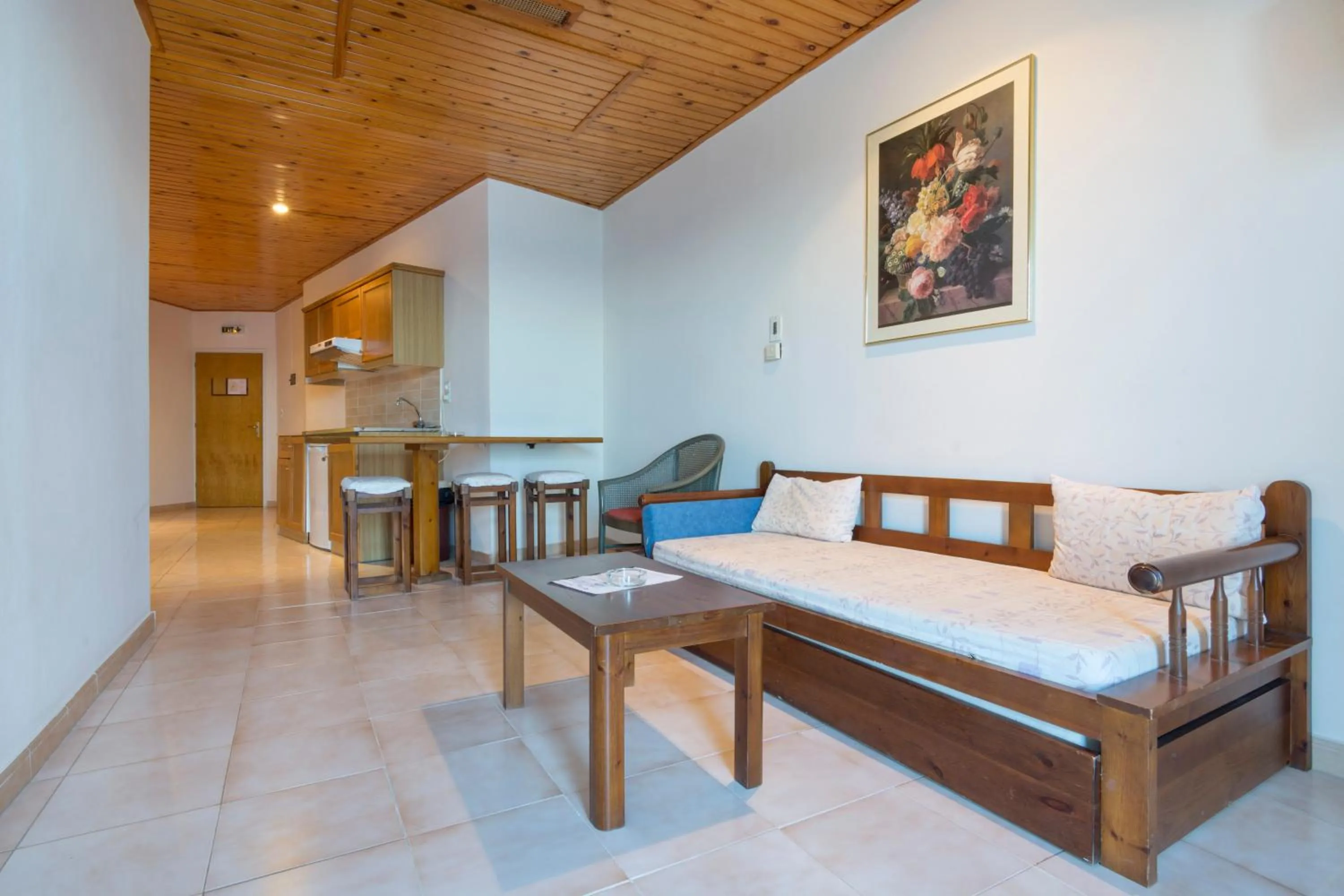 Photo of the whole room, Bed in Kyveli Hotel Apartments