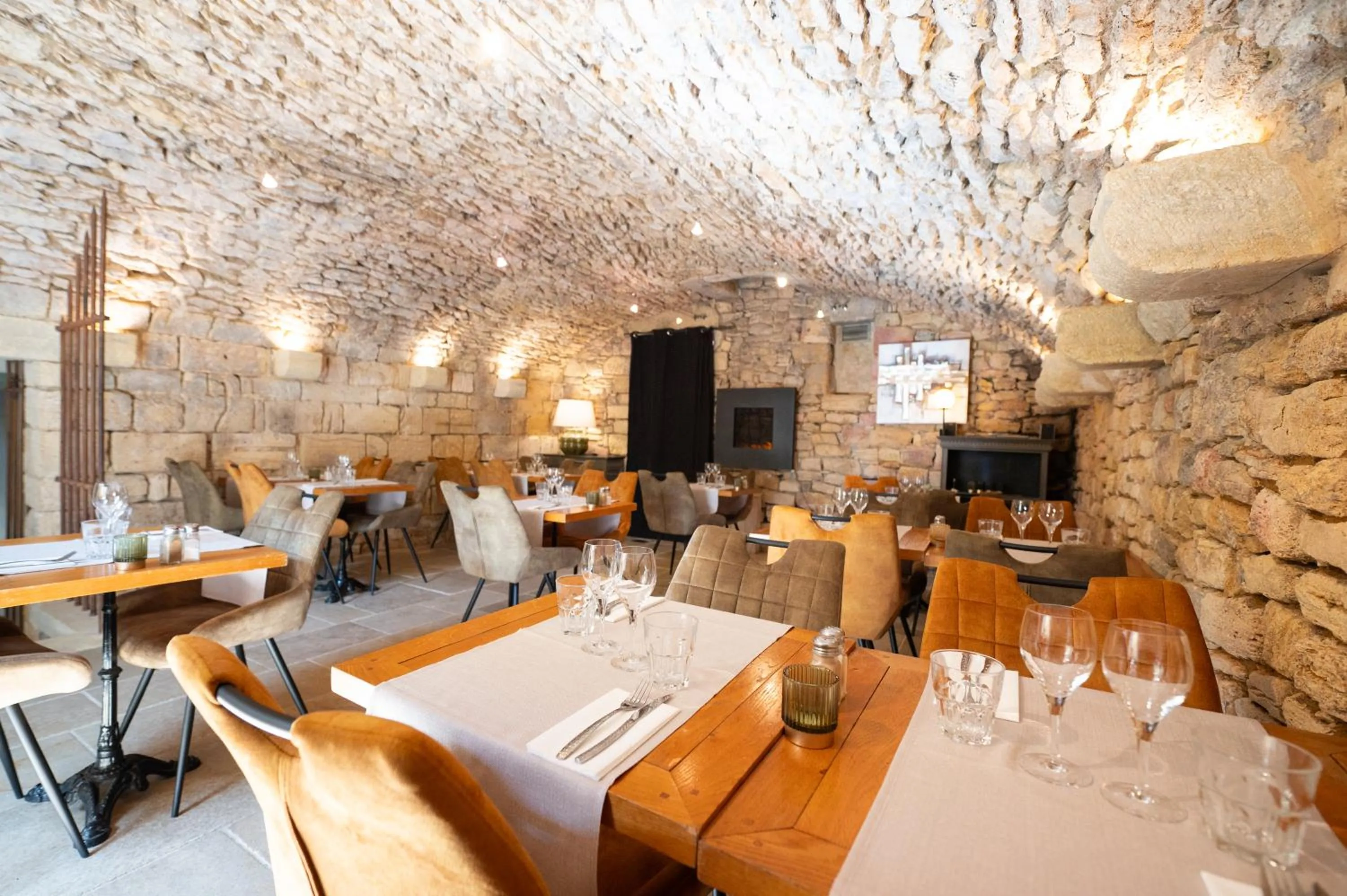 Restaurant/places to eat in Hôtel La Couleuvrine Sarlat Centre Ville