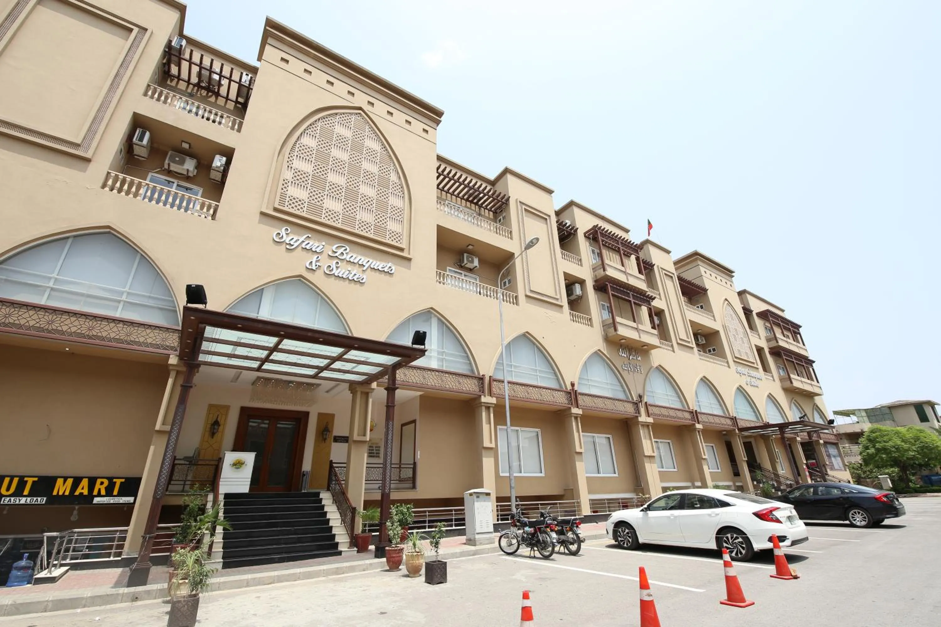 Property building in Safari Club 4