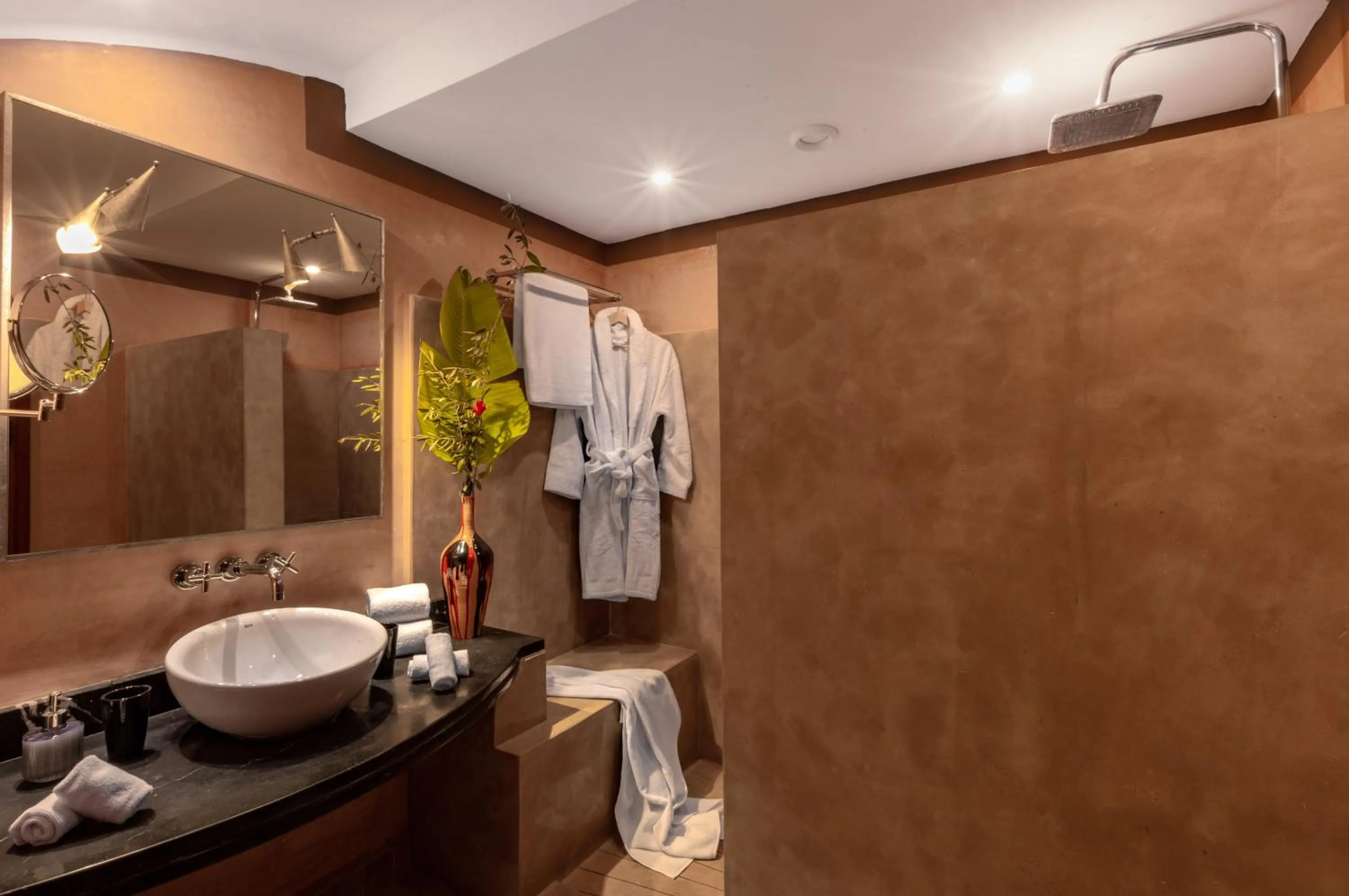 Bathroom in Palais Mirage d'Atlas, Suites de Luxe & Spa