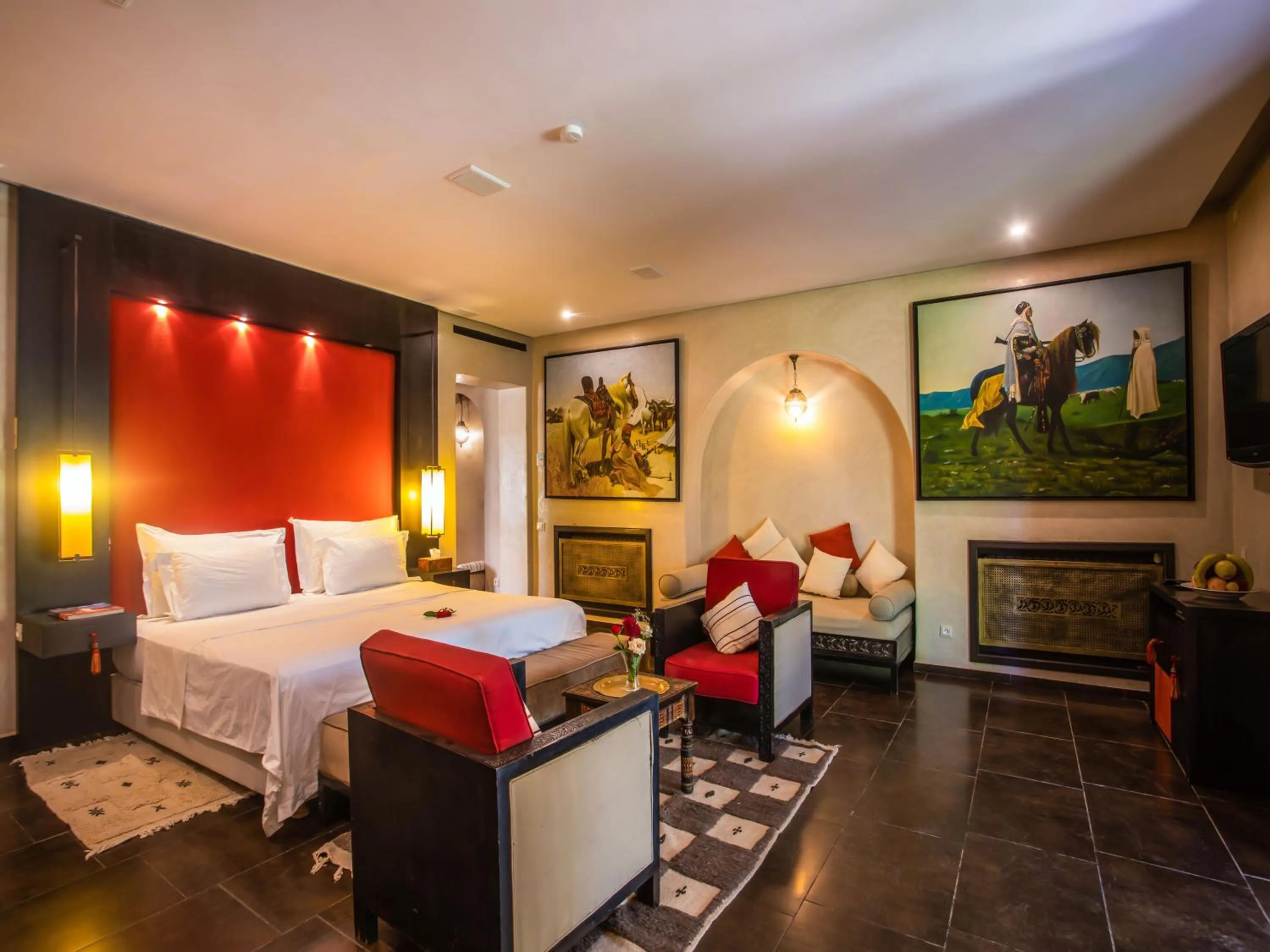 Photo of the whole room, Bed in Palais Mirage d'Atlas, Suites de Luxe & Spa