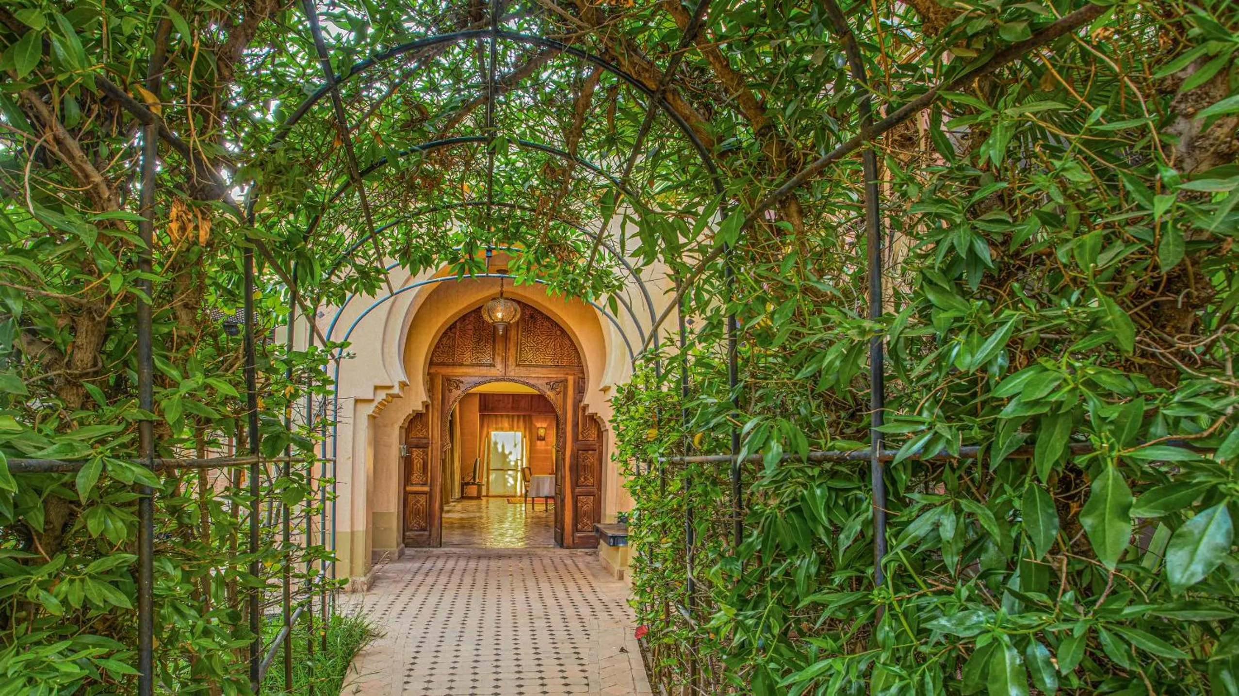 Guests in Palais Mirage d'Atlas, Suites de Luxe & Spa