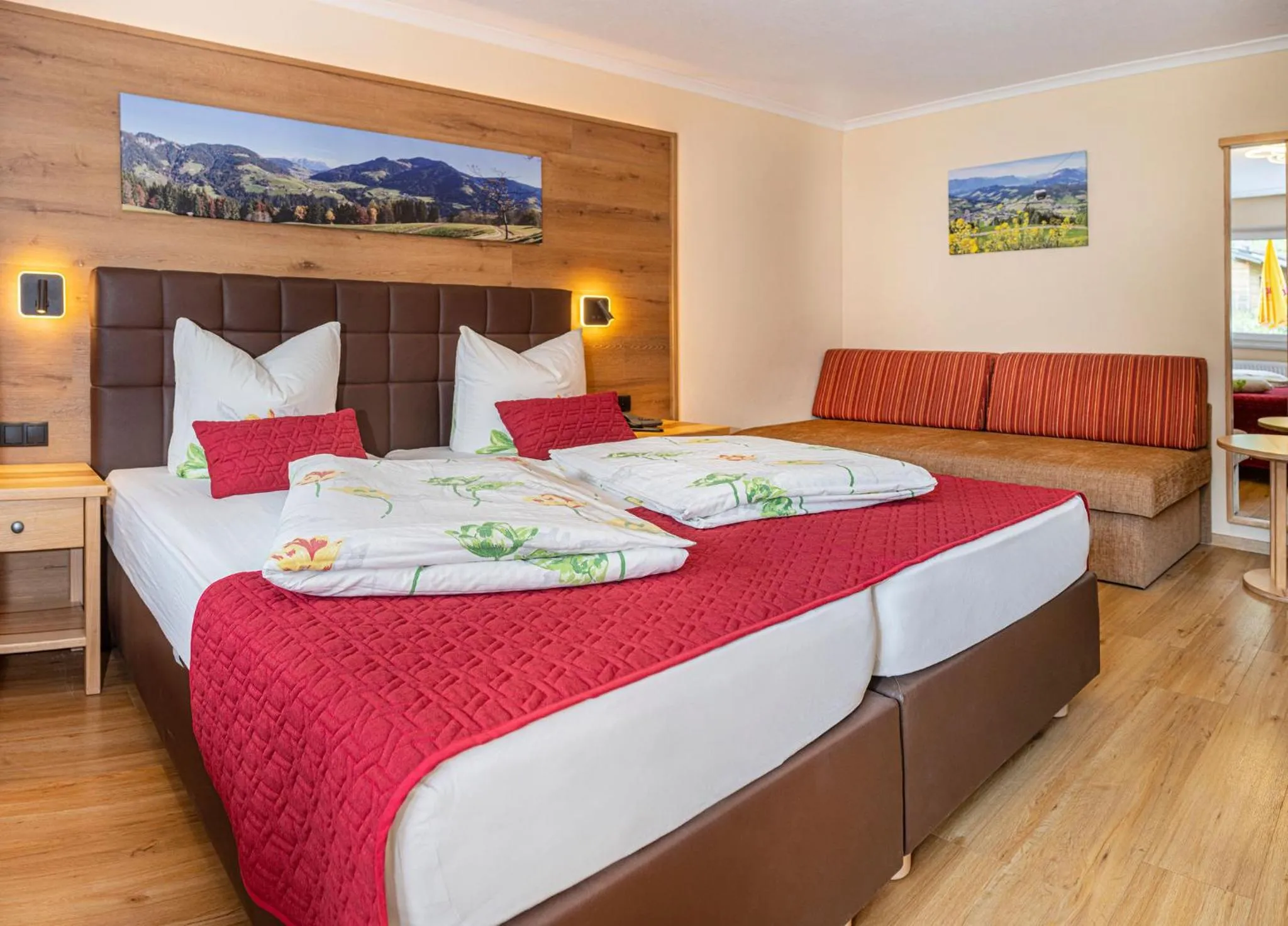 Photo of the whole room, Bed in Hotel Schneeberger