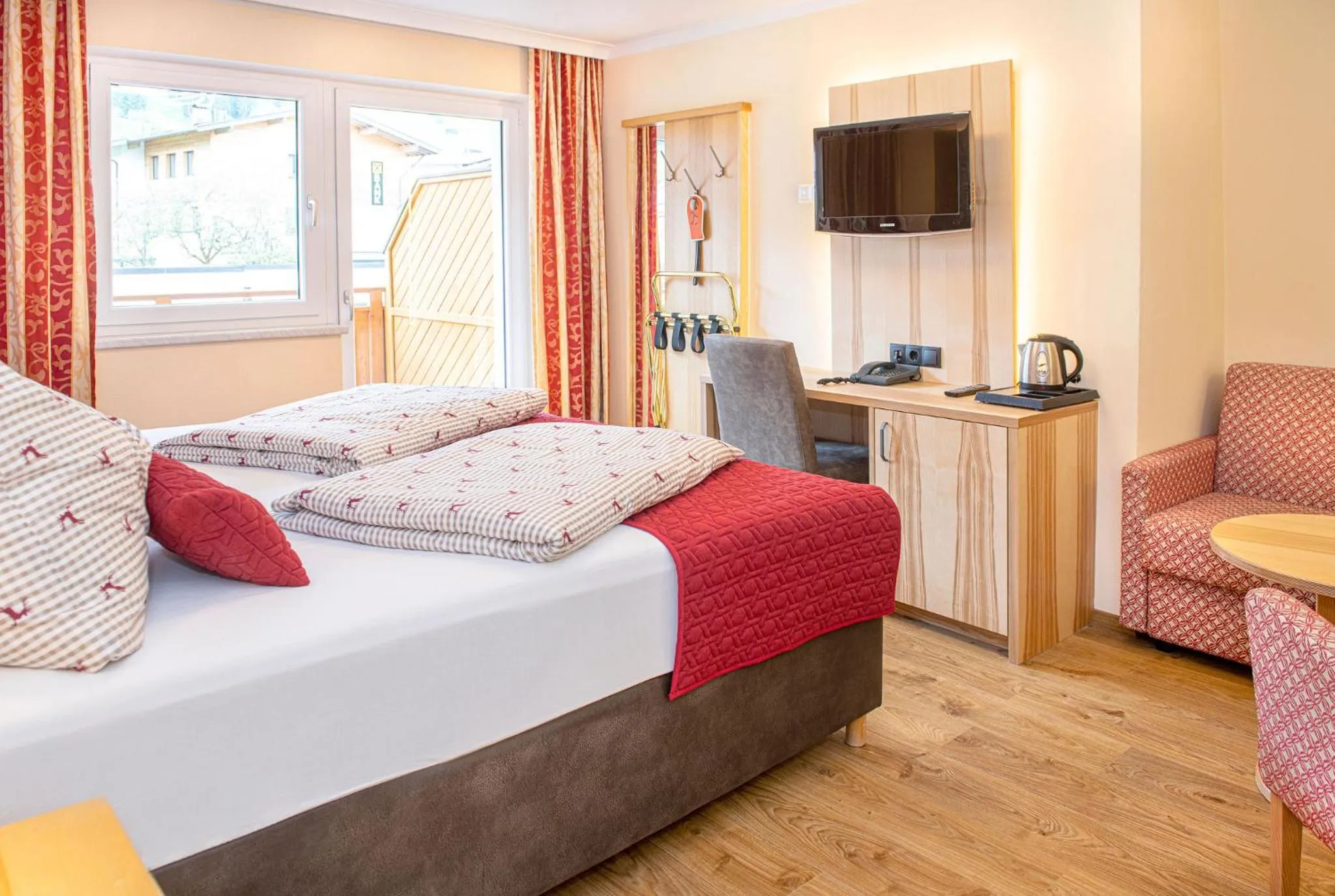 View (from property/room), Bed in Hotel Schneeberger