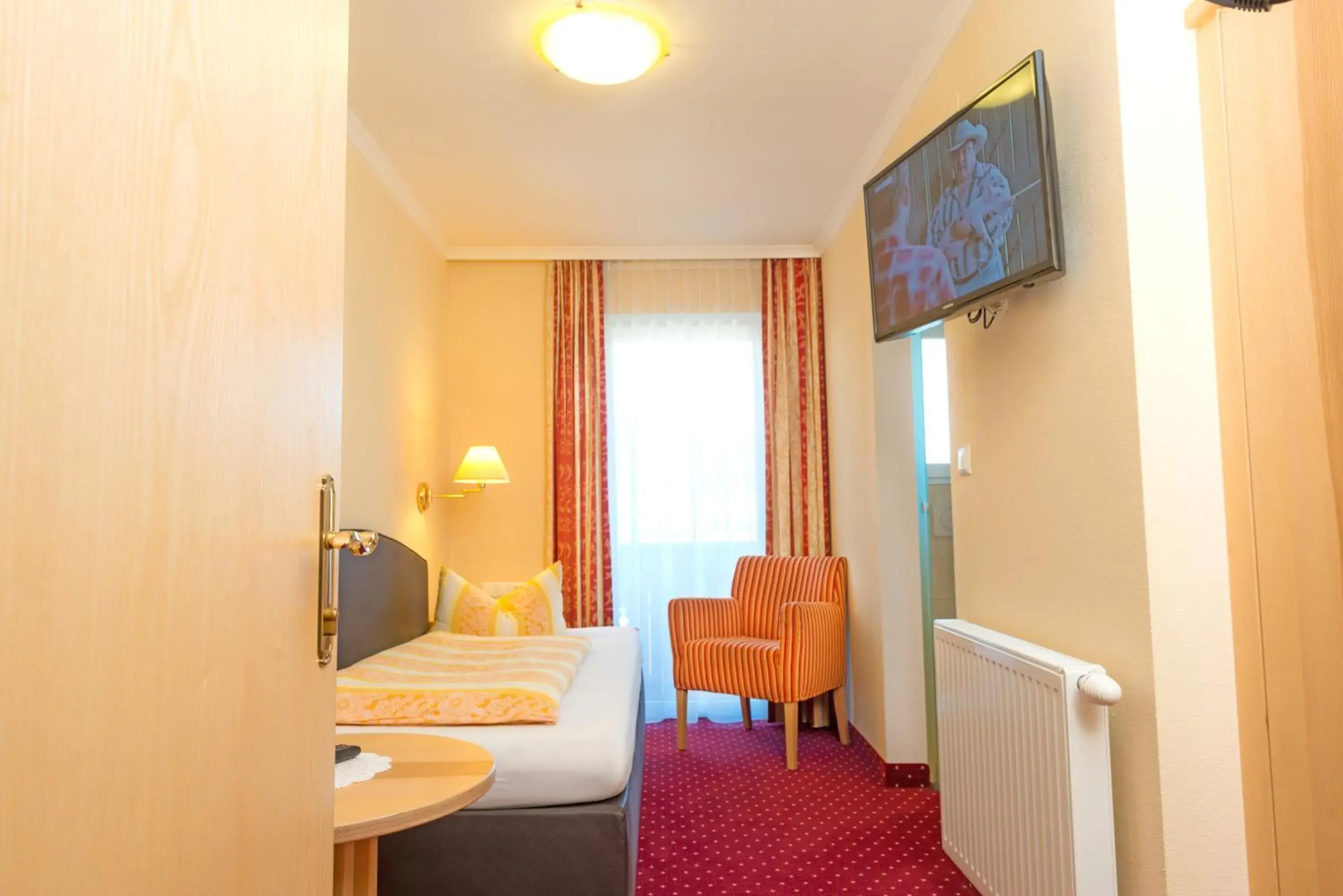 Comfort Single Room in Hotel Schneeberger Comfort Single Room in Hotel Schneeberger