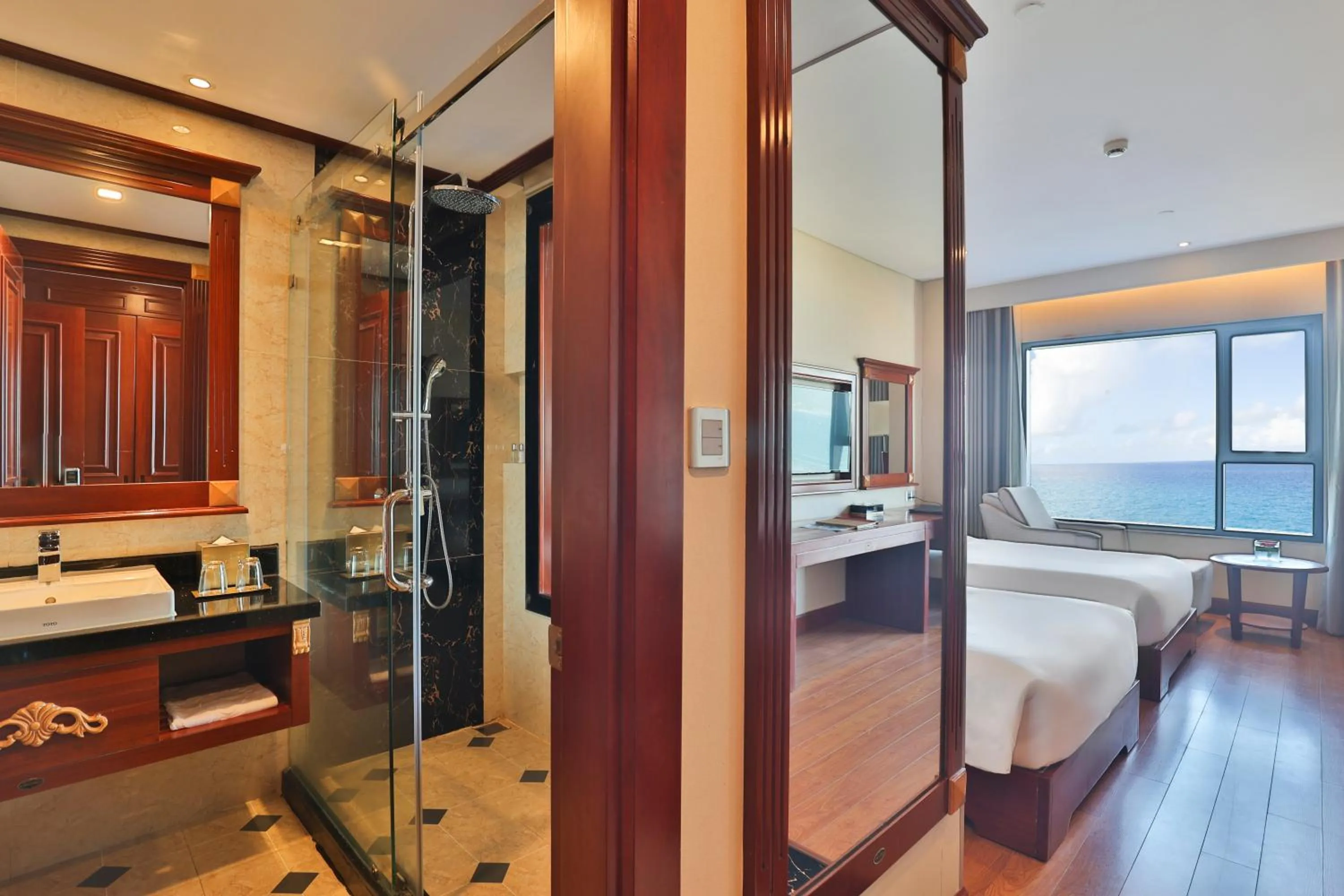 Shower, Bed in DLG Hotel Danang