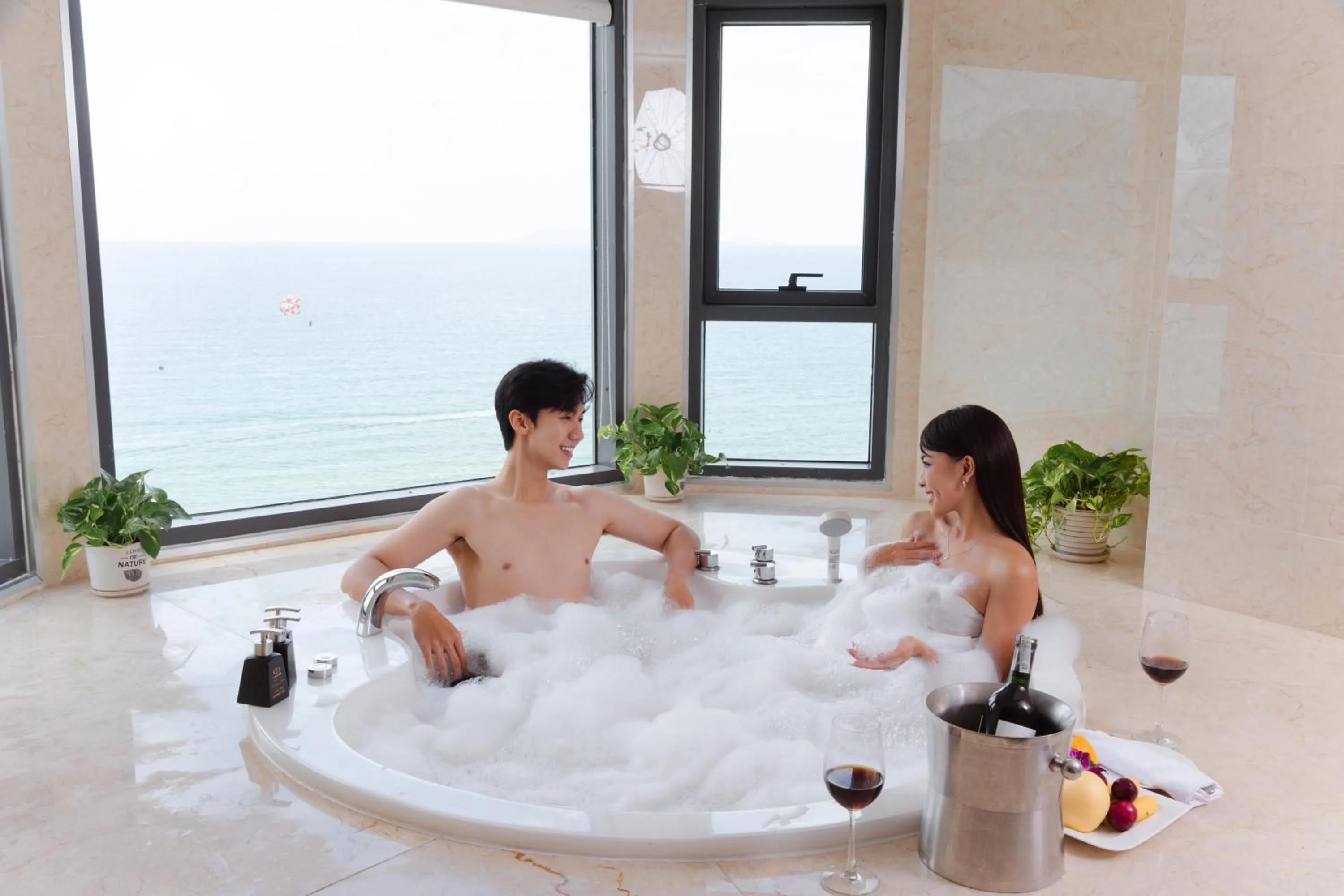 Bath in DLG Hotel Danang