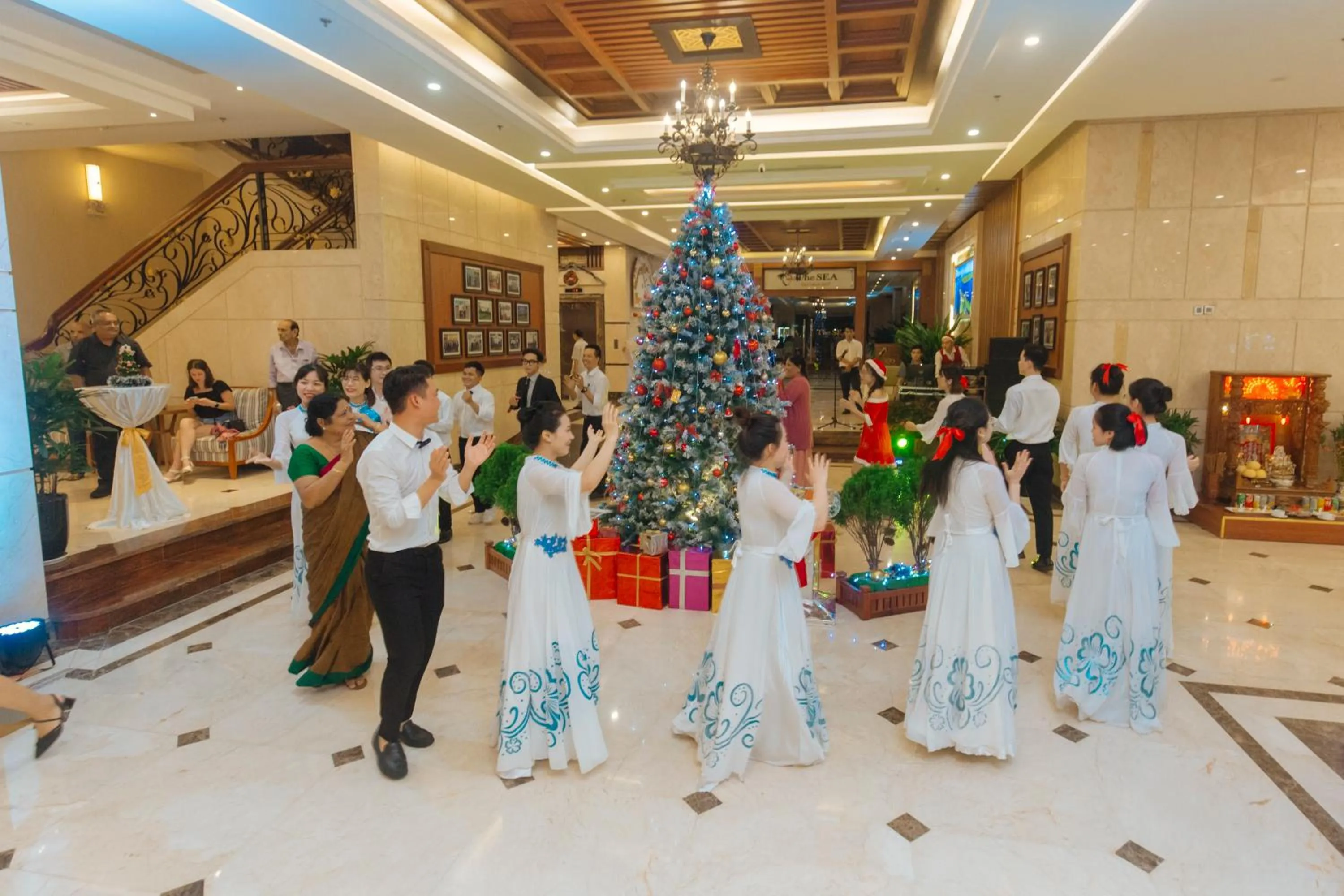 Entertainment in DLG Hotel Danang