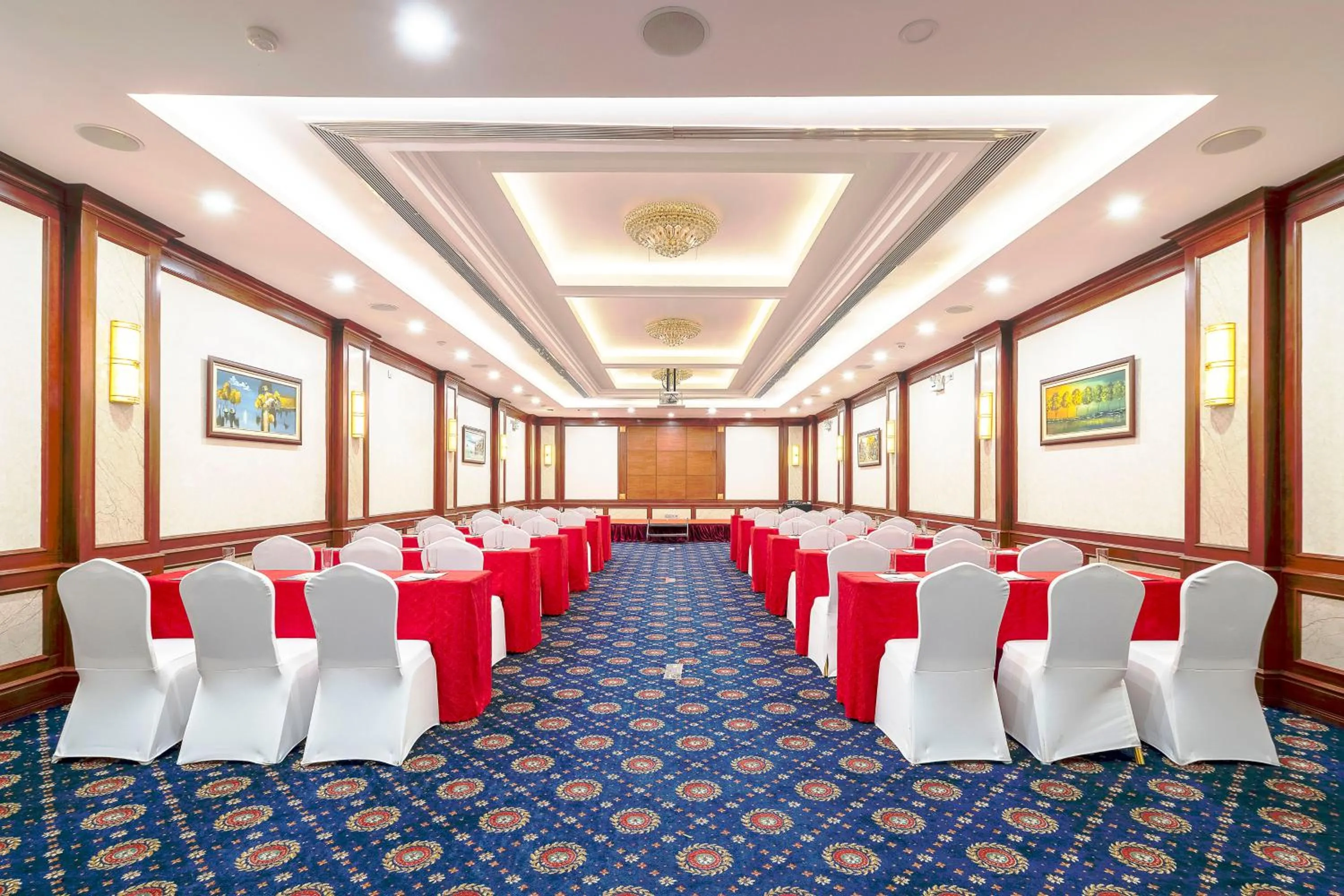 Meeting/conference room in DLG Hotel Danang