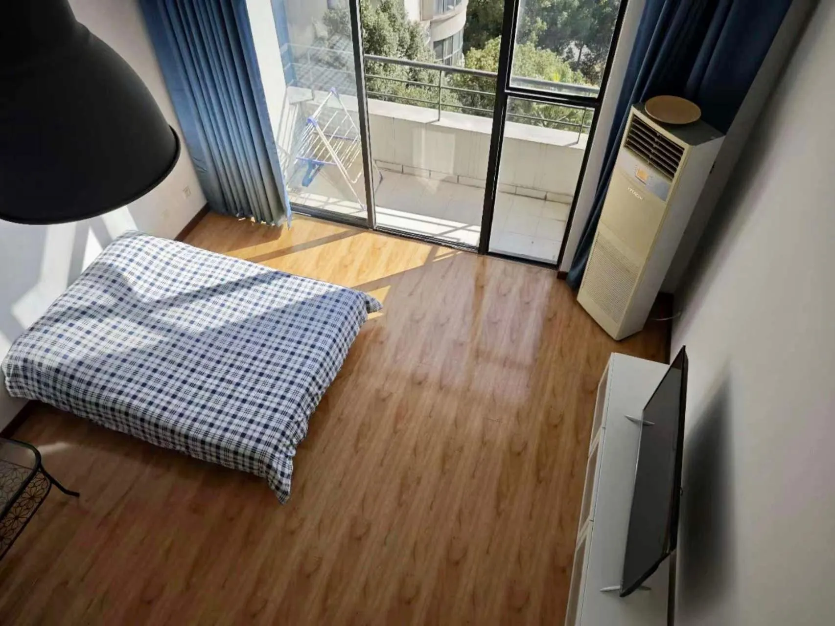 Bed in iNestin Shanghai Apt Xinjinqiao Road