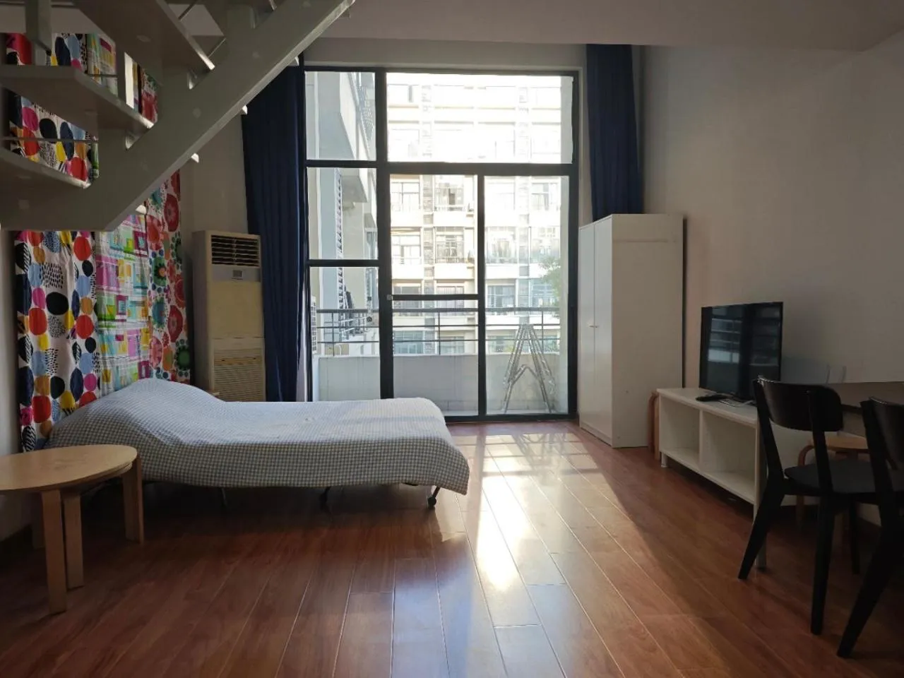 Bed in iNestin Shanghai Apt Xinjinqiao Road