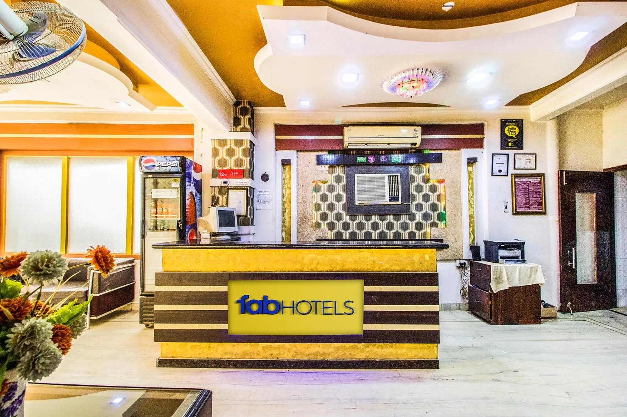 Lobby or reception in FabExpress Alpine