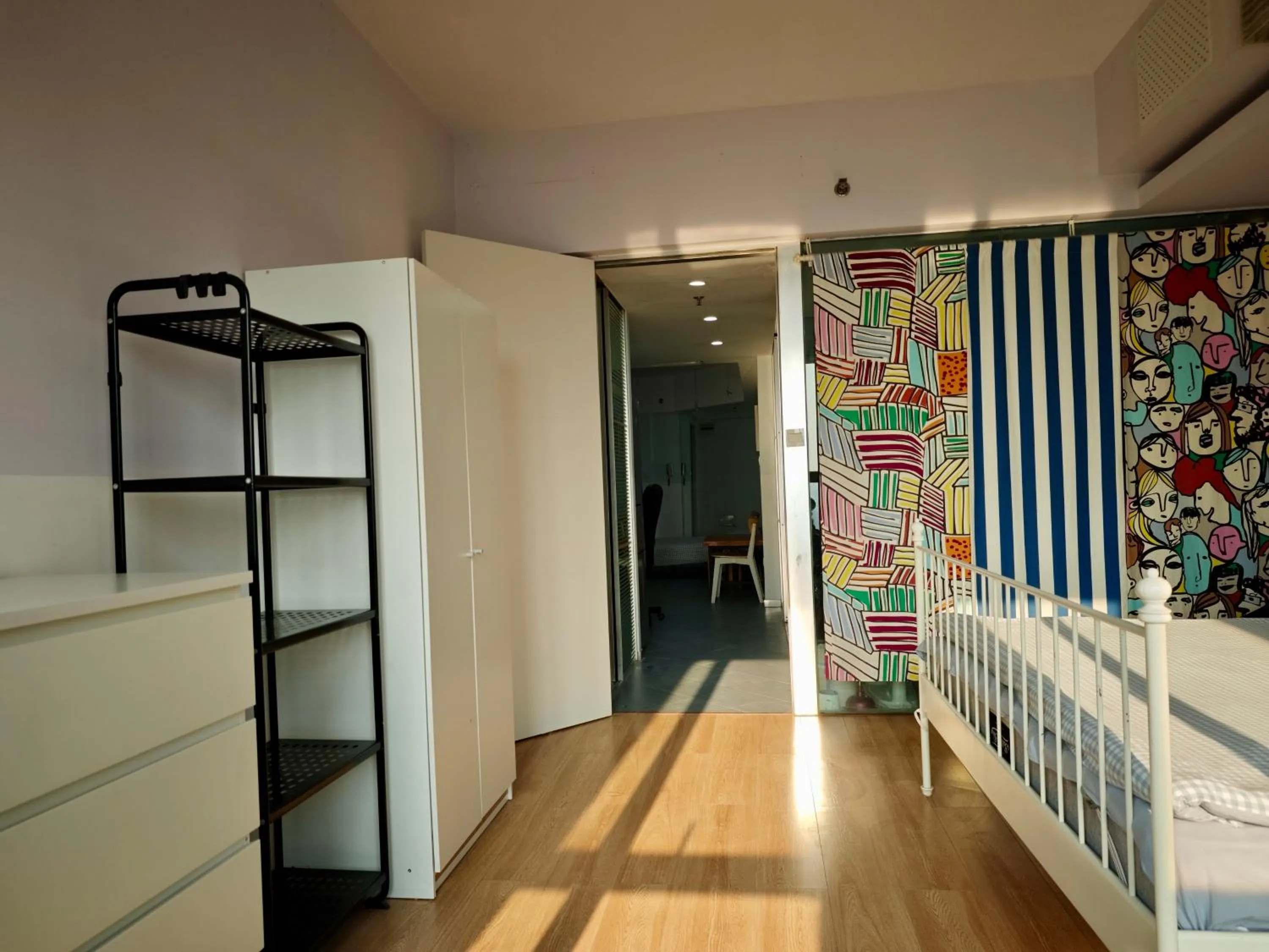 Bed in iNestin Shanghai Apt Jinzang Road