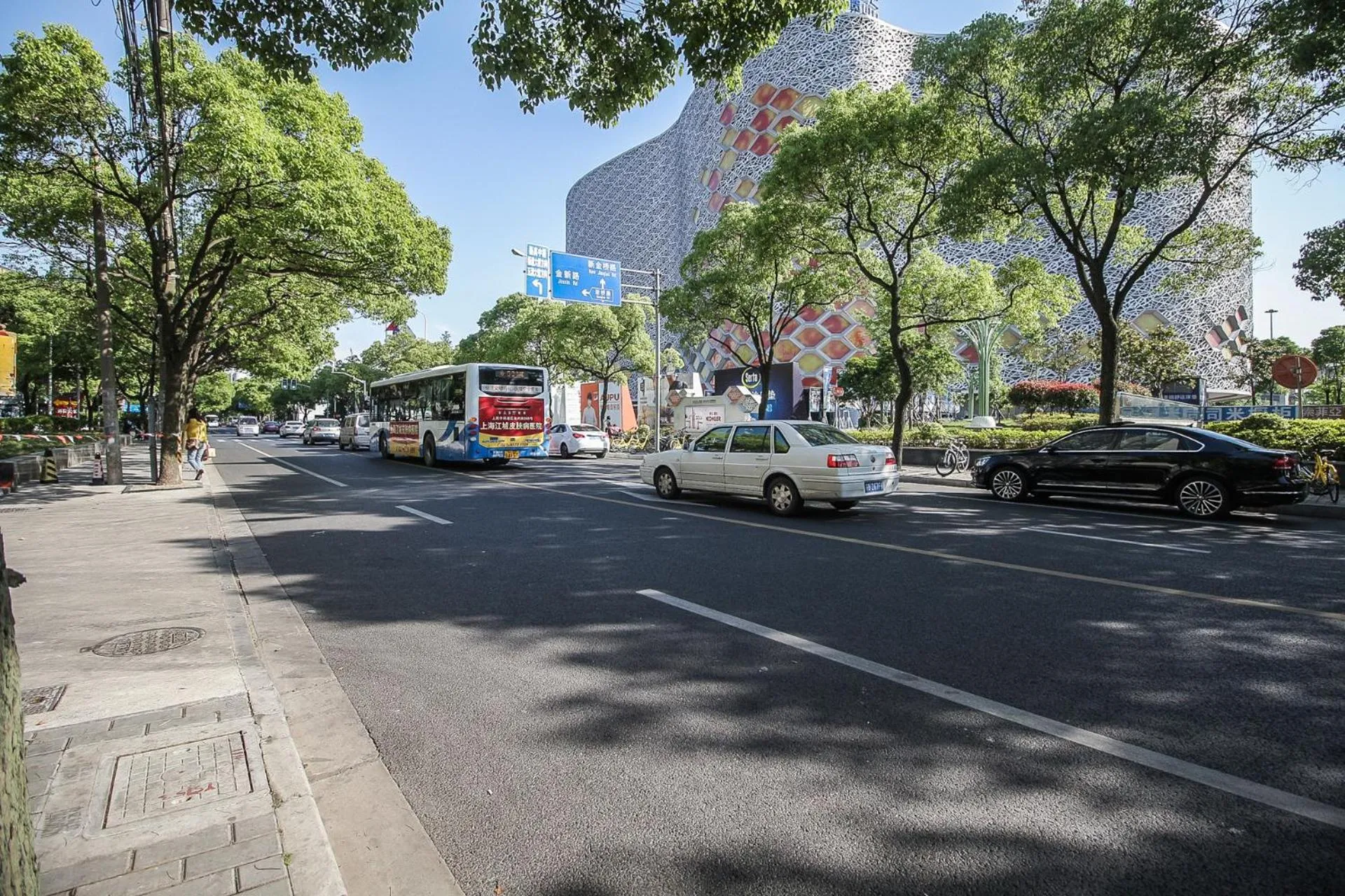 Property building in iNestin Shanghai Apt Jinzang Road