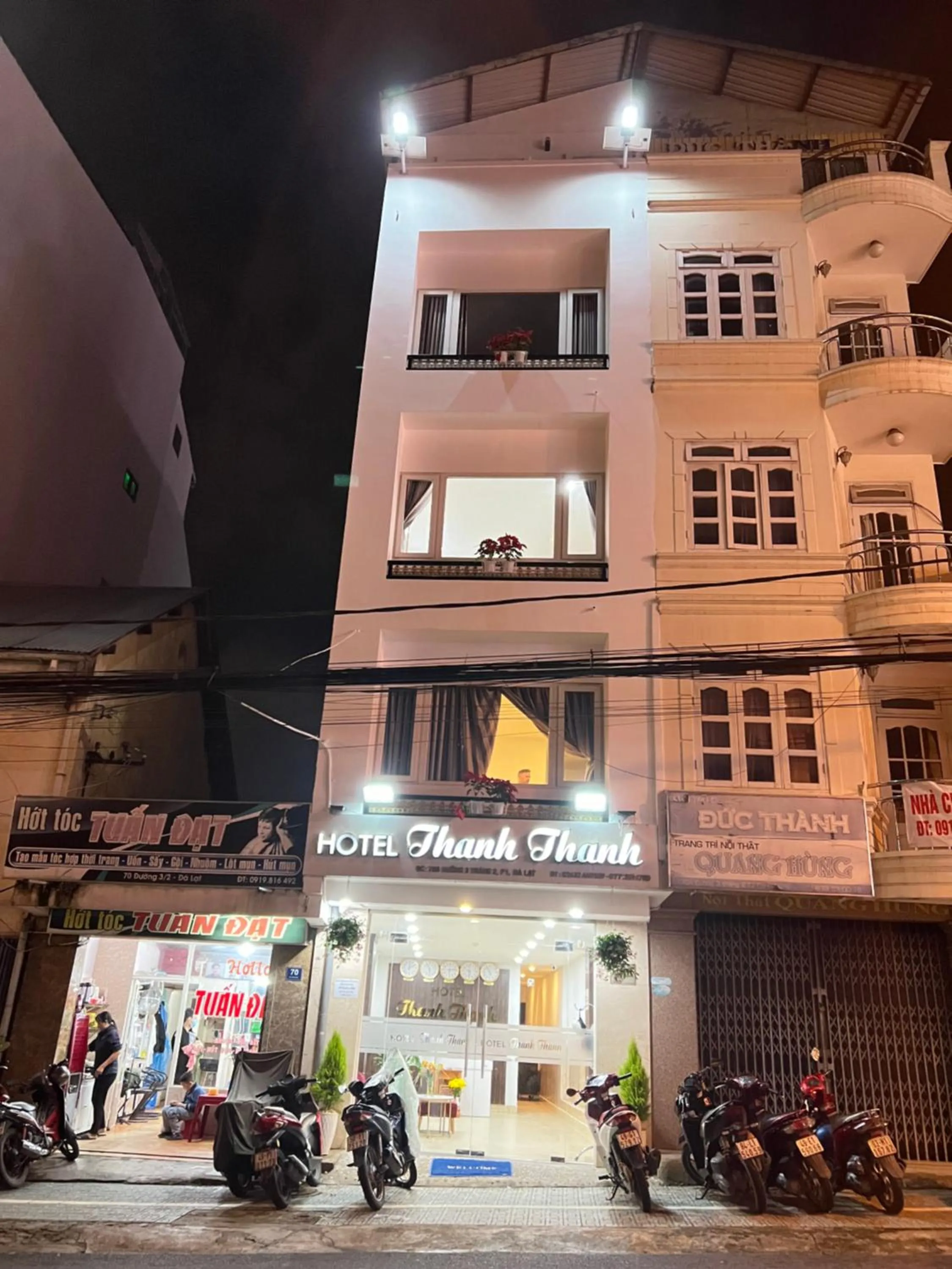 Property building in Thanh Thanh Hotel