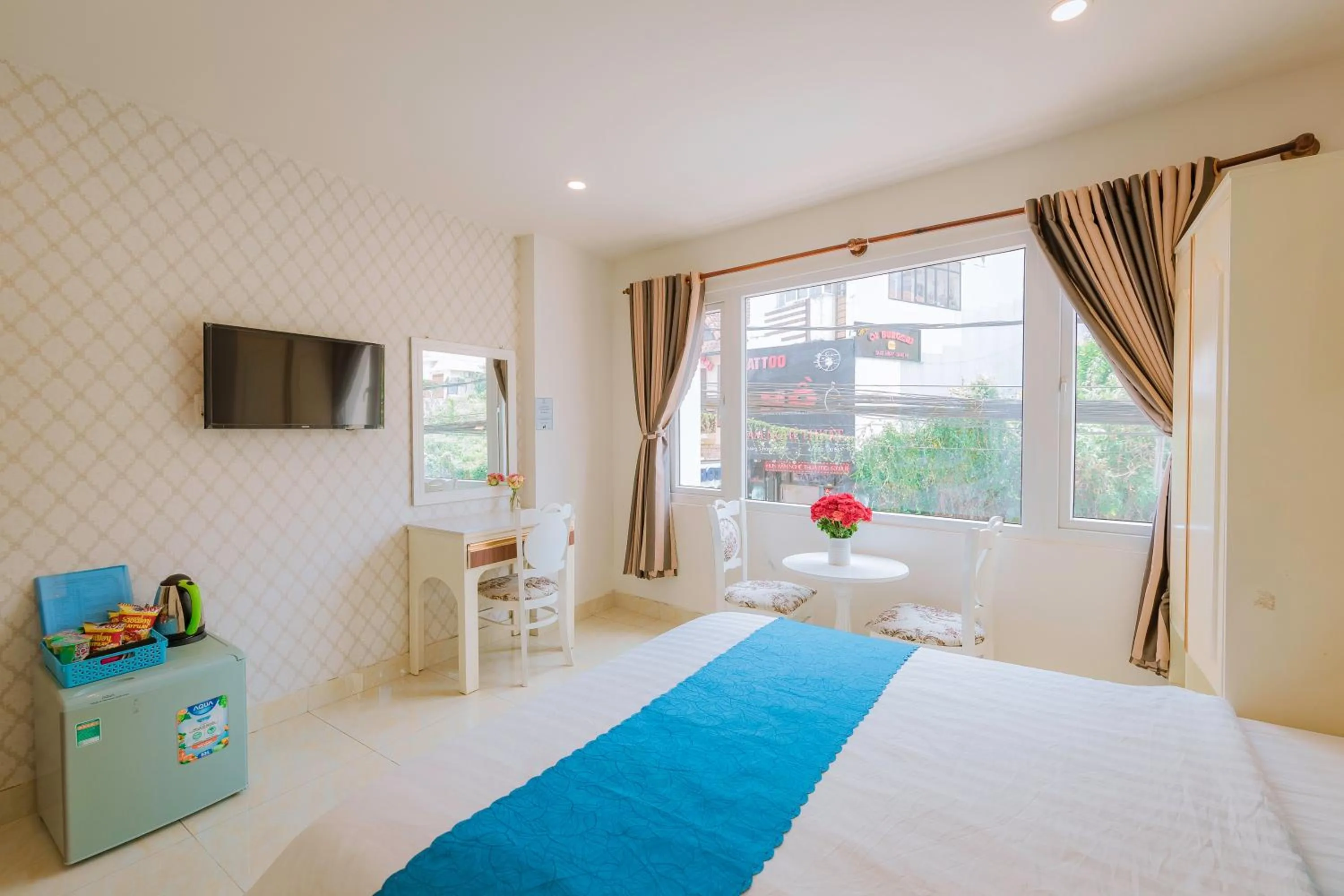 Photo of the whole room, Bed in Thanh Thanh Hotel