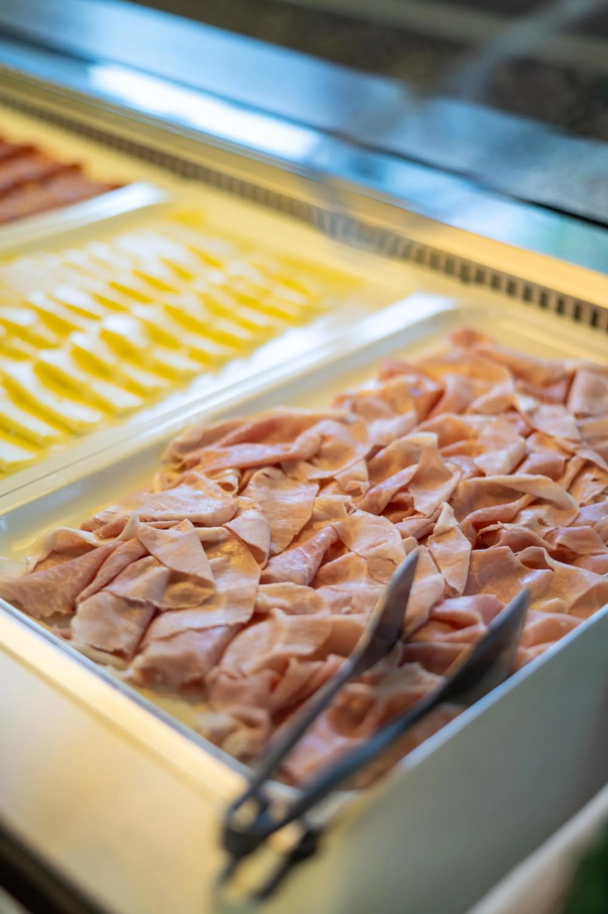 Restaurant/places to eat in Villaggio Planetarium Resort