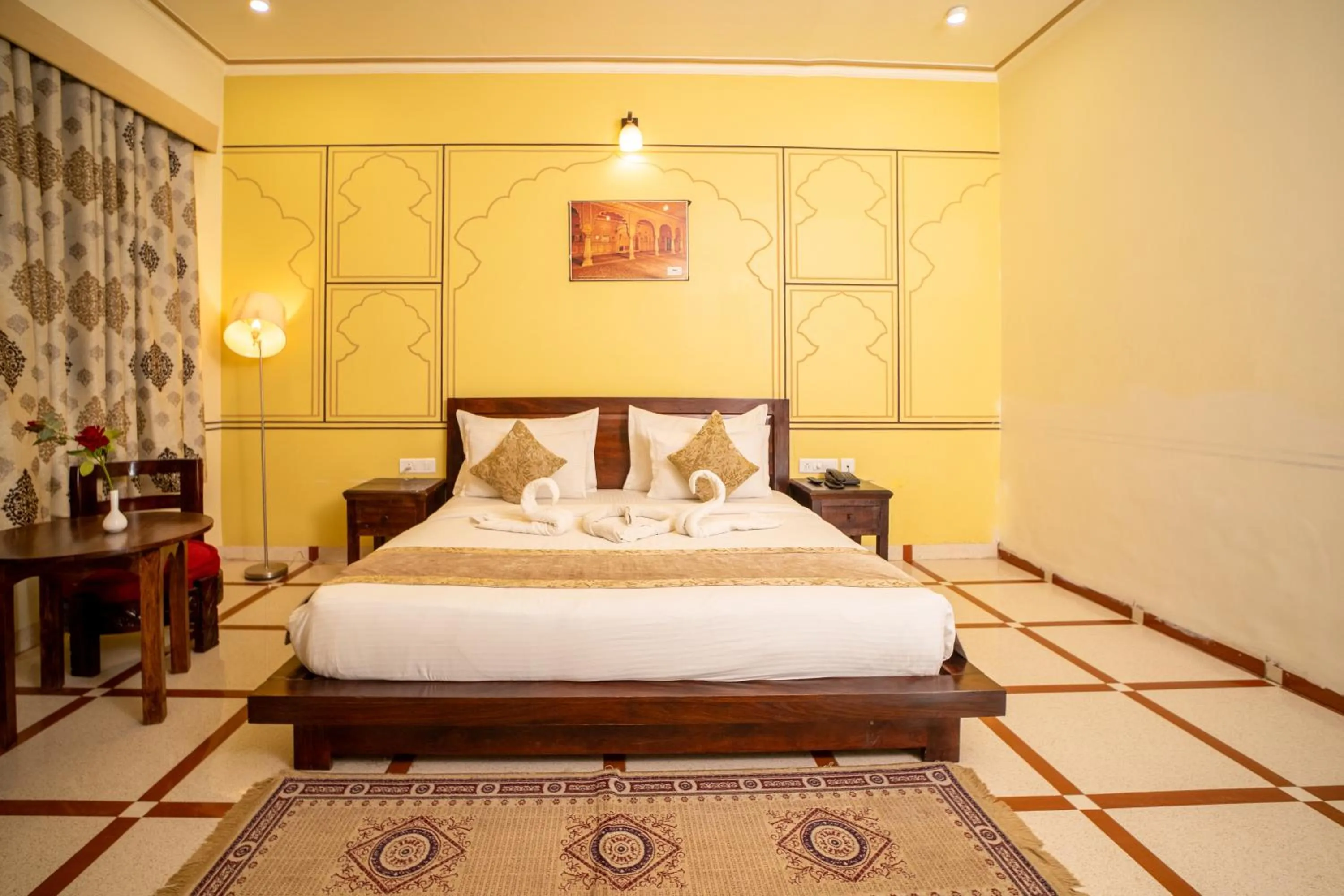Bed in Hotel Laxmi Niwas - A Heritage Retreat