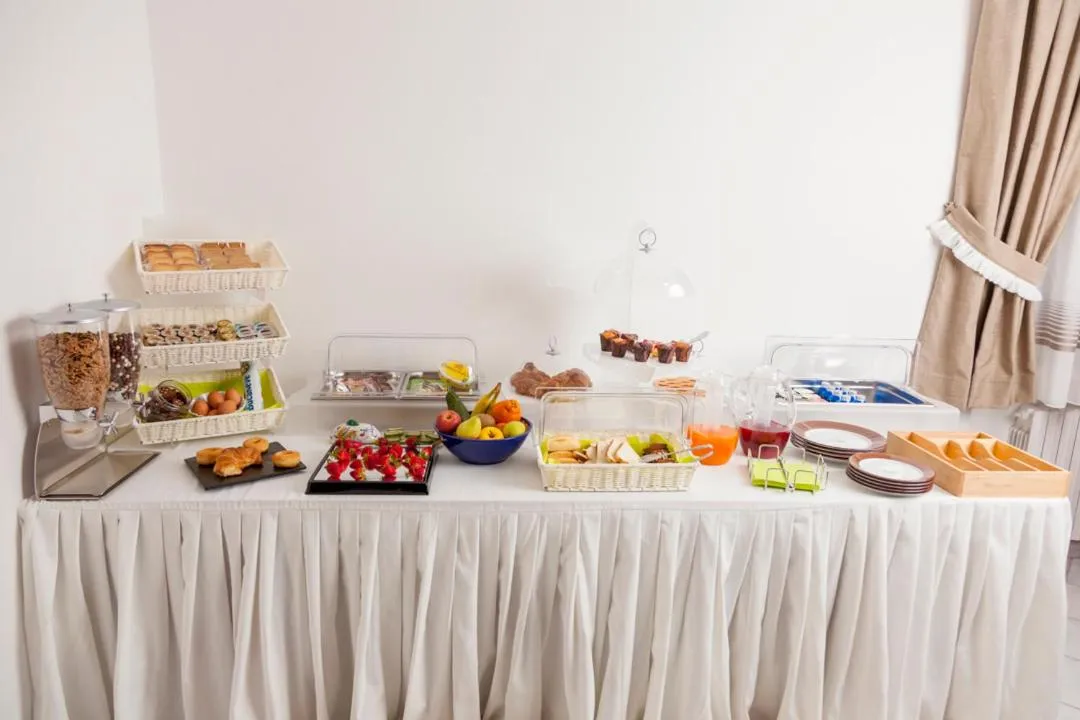 Buffet breakfast in Na' Poesia B&B di Charme