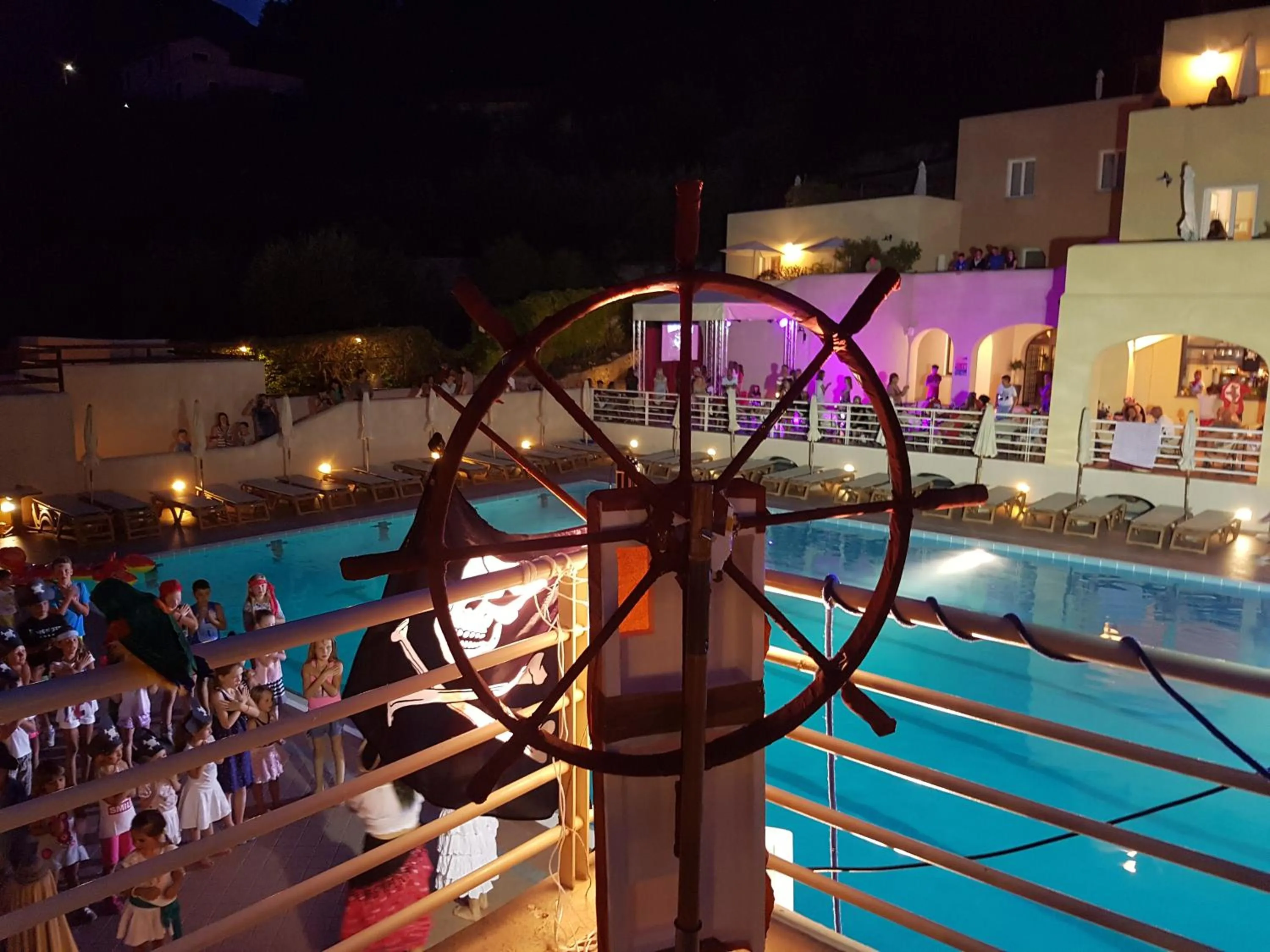 Evening entertainment in Il Villaggio Di Giuele