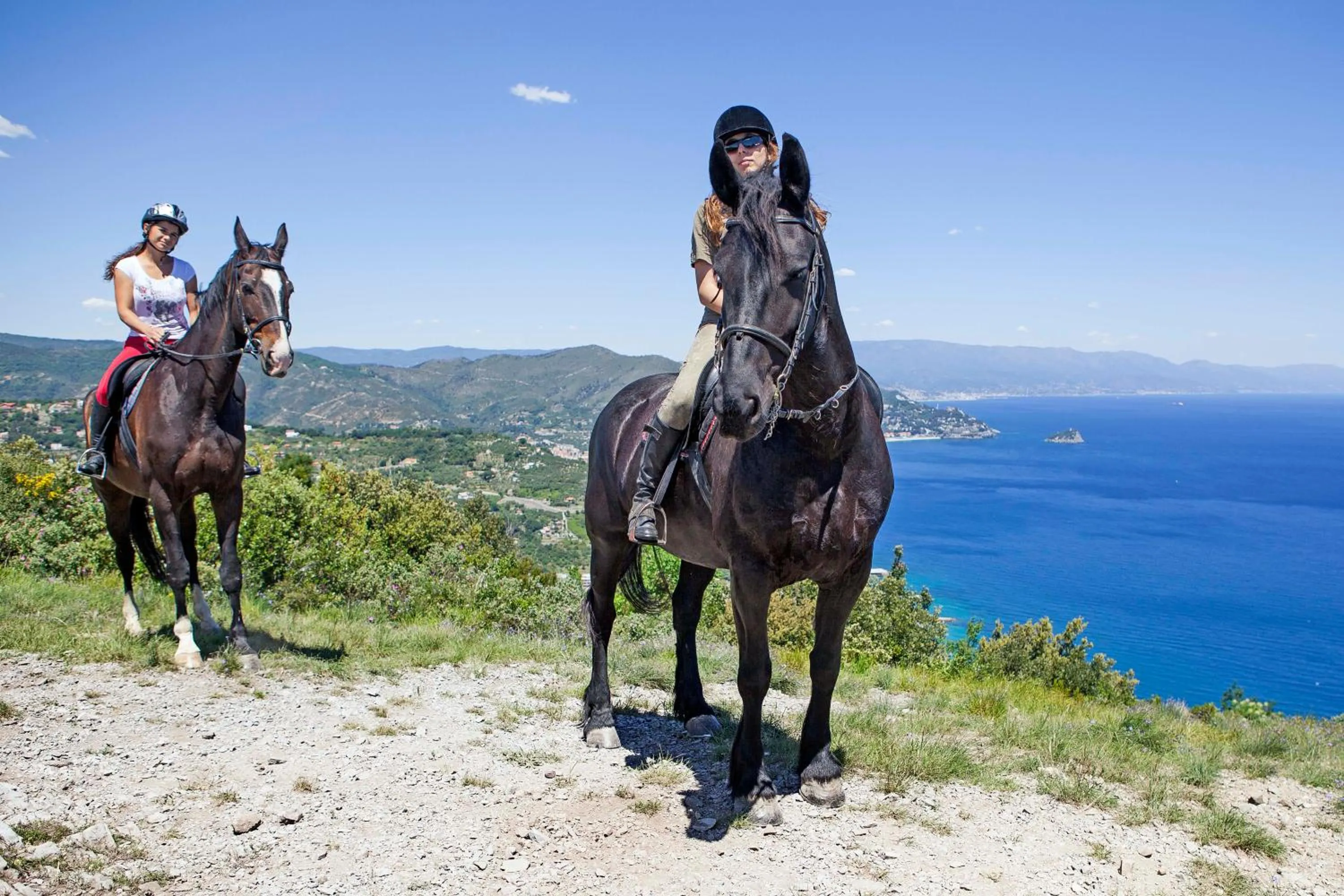 Horse-riding in Il Villaggio Di Giuele