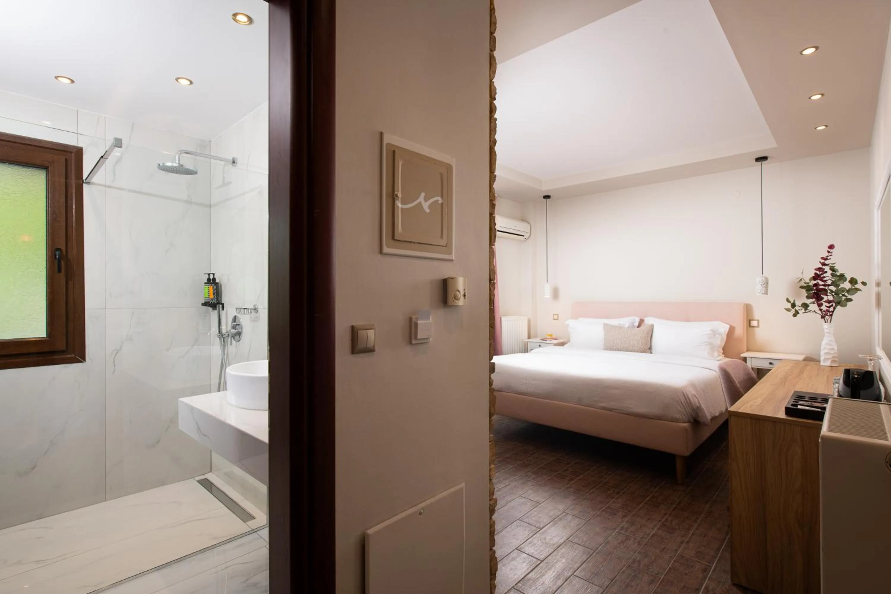 Bed in Hotel Naiades