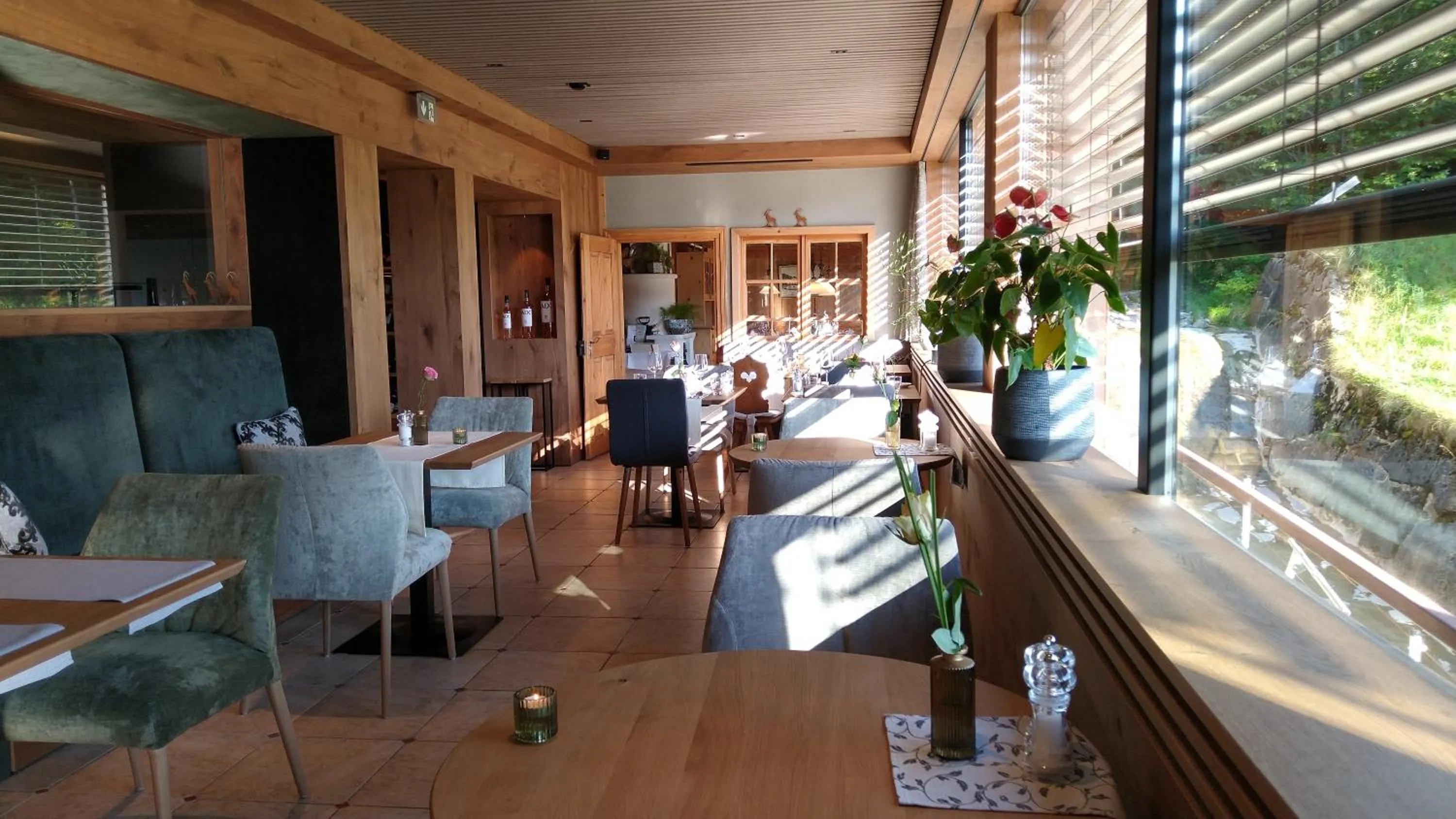 Restaurant/places to eat in Hotel Almhof Rupp