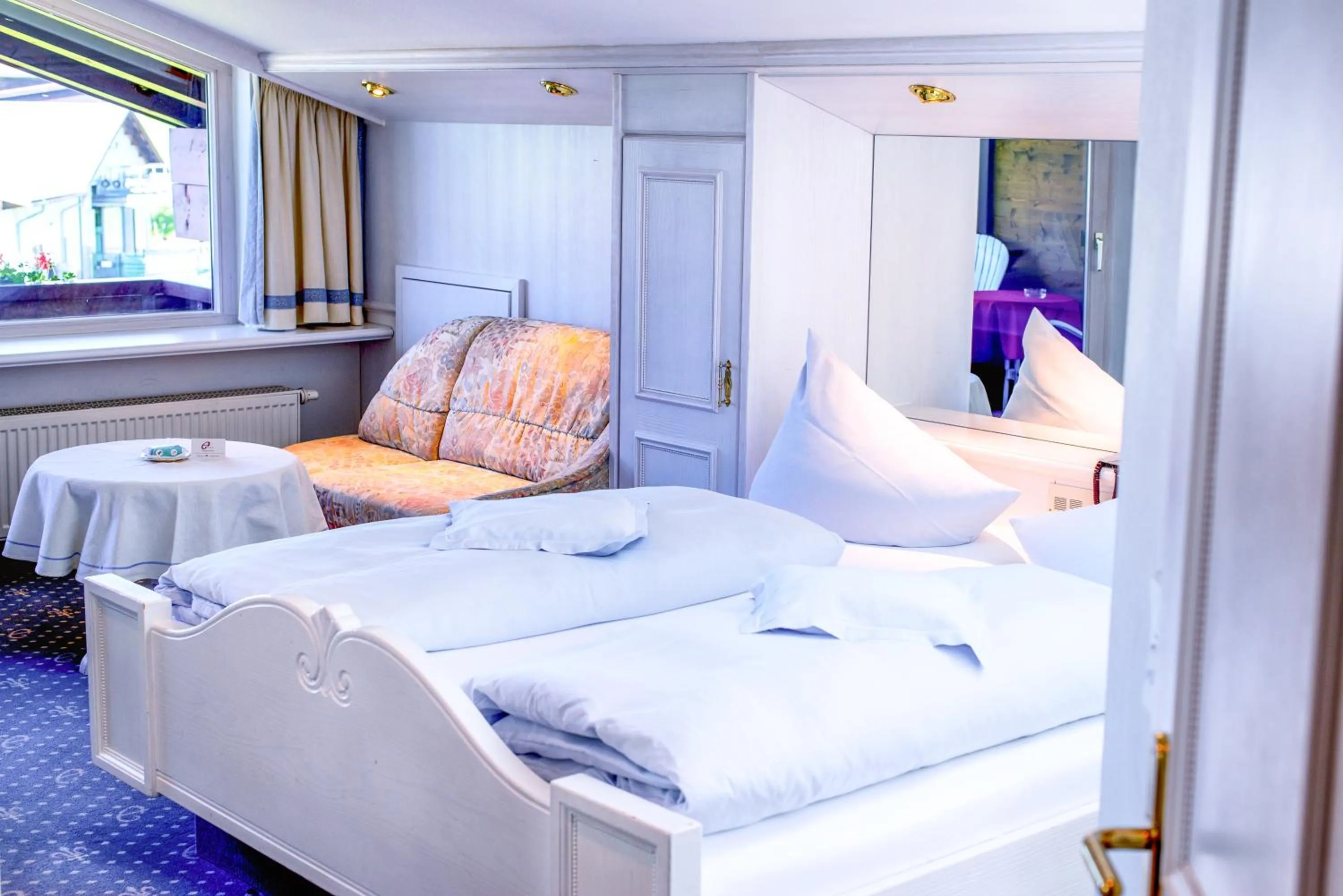 Balcony/Terrace, Bed in Hotel Almhof Rupp