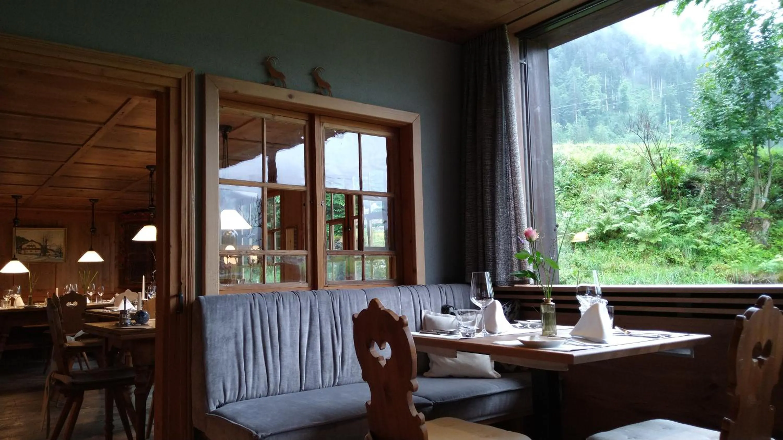 Restaurant/places to eat in Hotel Almhof Rupp