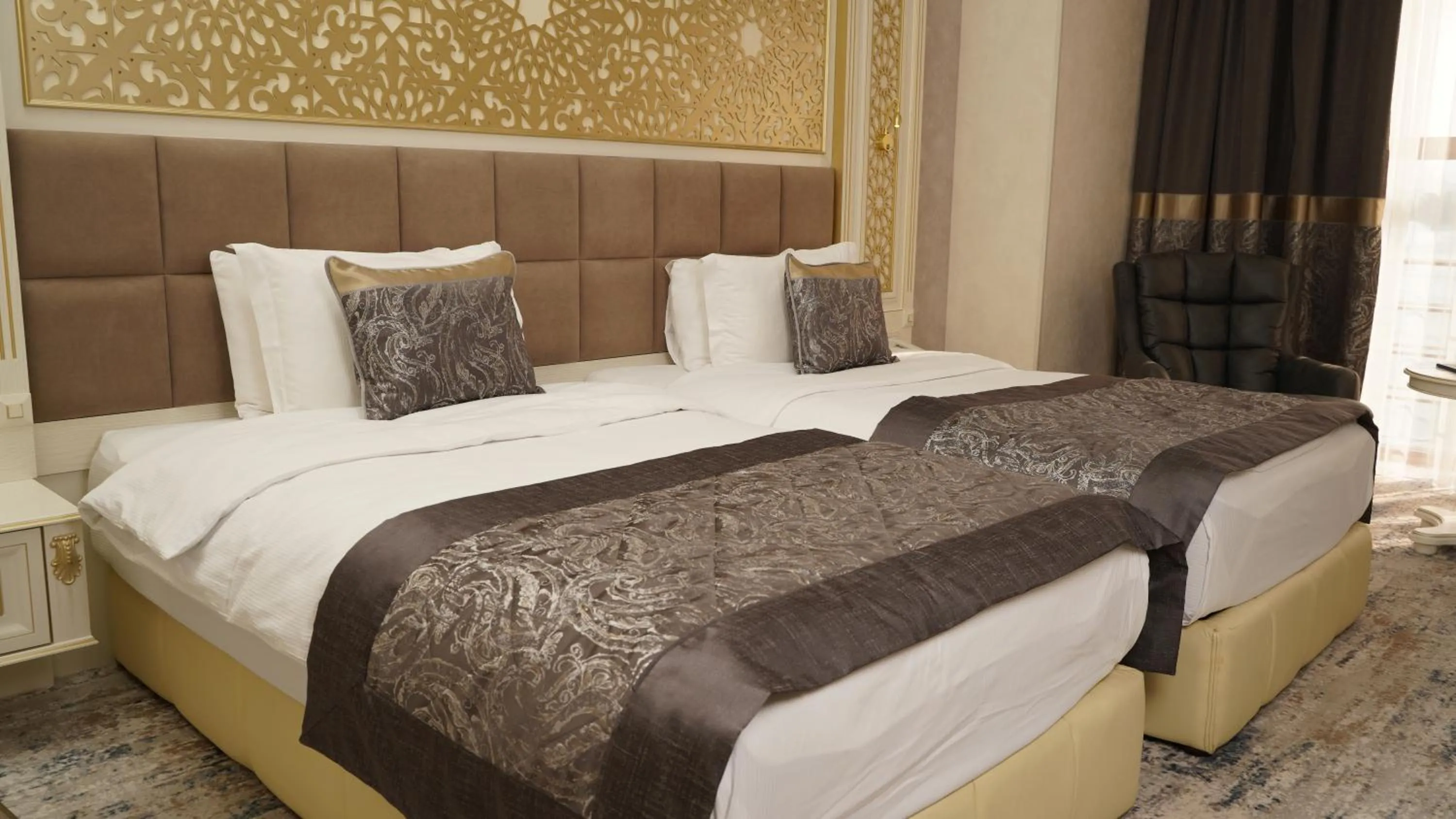 Bed in DiliMah Premium Luxury