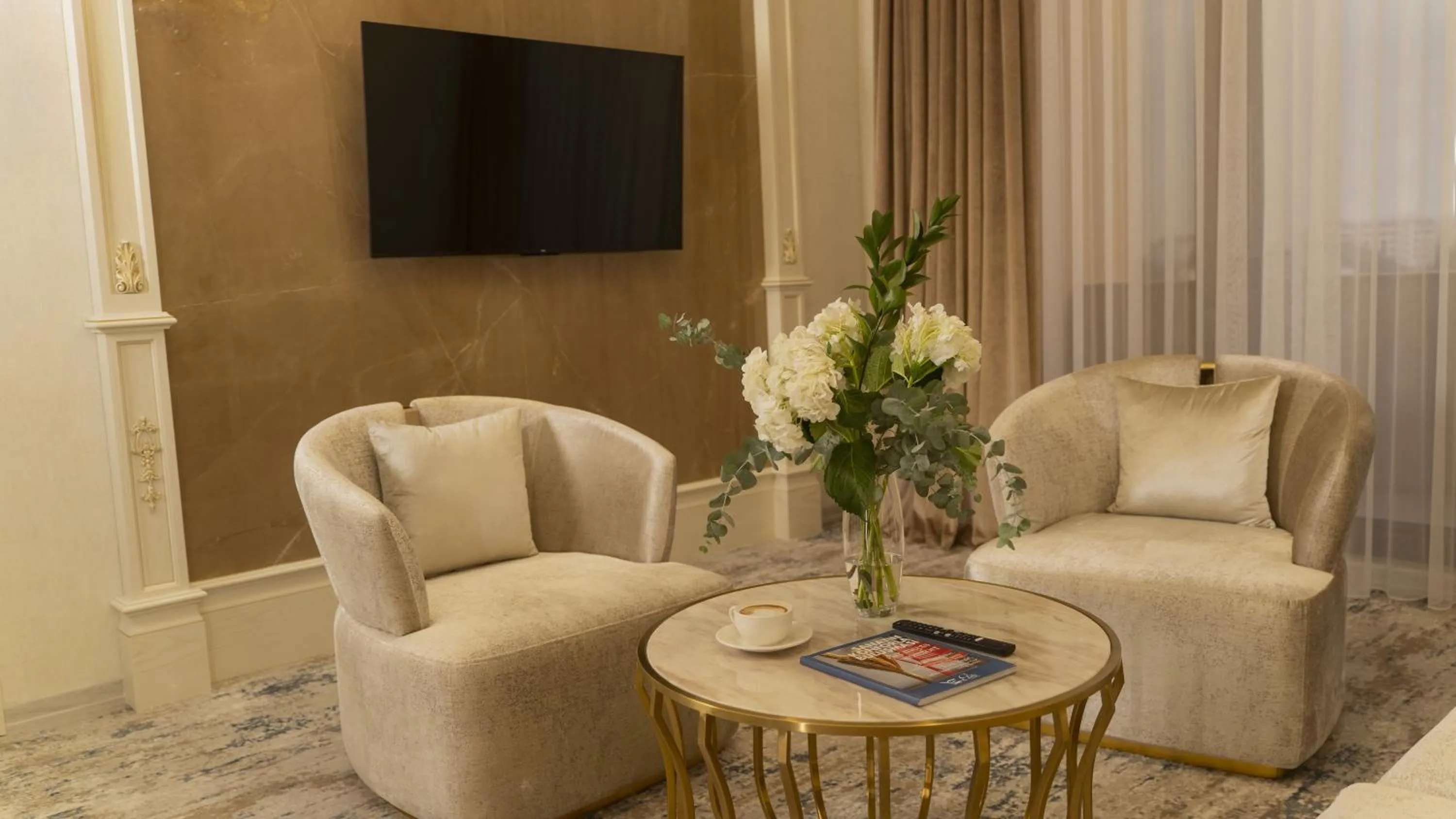 TV and multimedia in DiliMah Premium Luxury