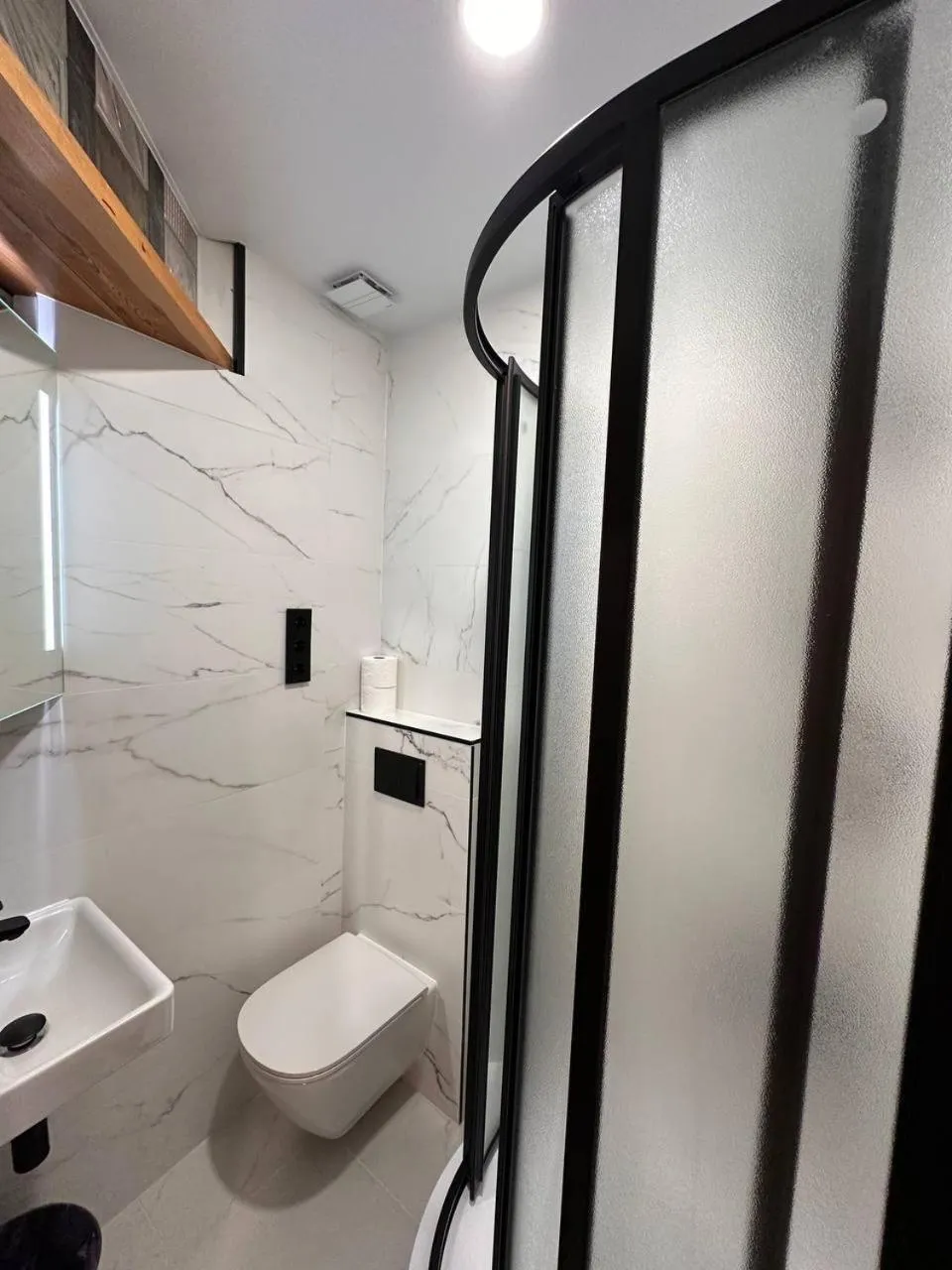 Bathroom in House of Sun