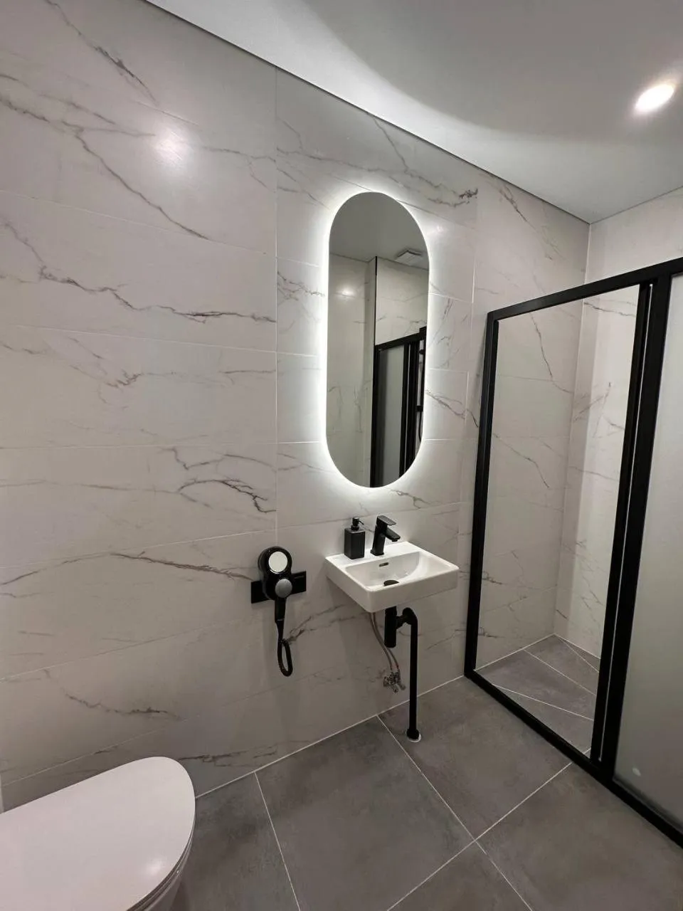 Shower in House of Sun