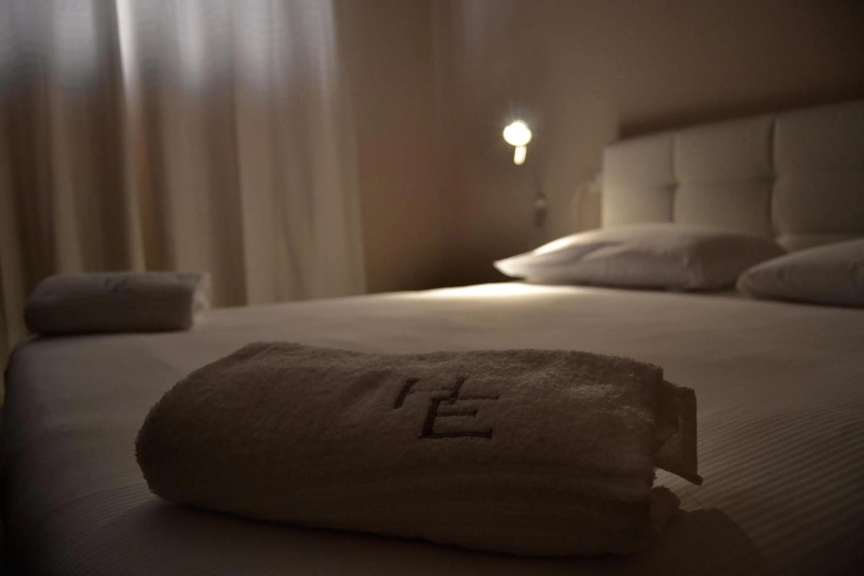 TV and multimedia, Bed in Hotel Eremo